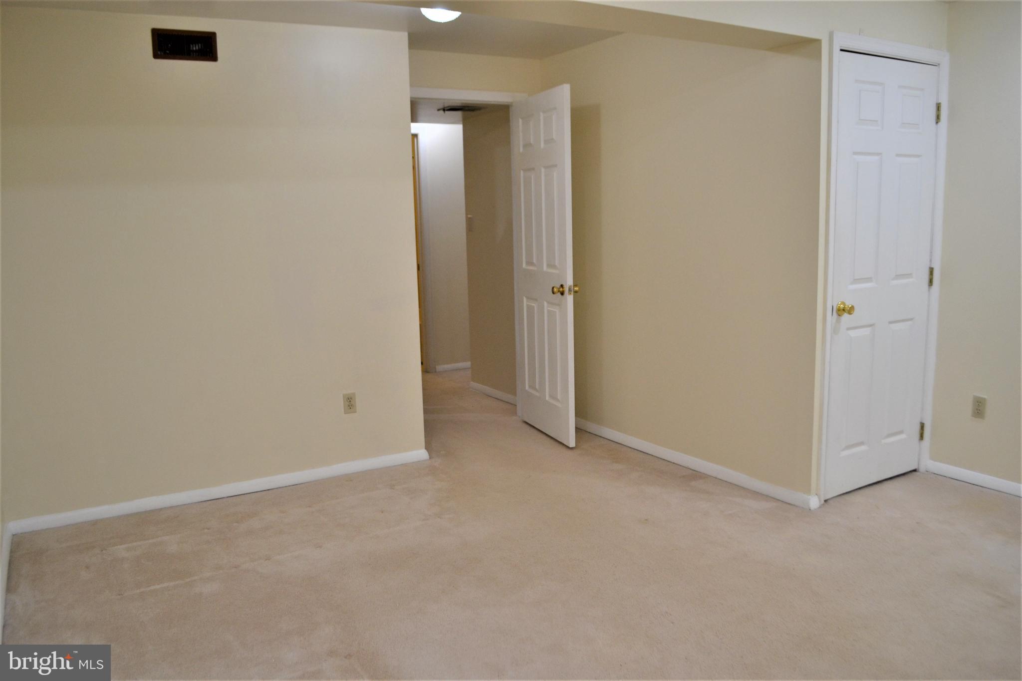 NEWINGTON FOREST - Residential Lease