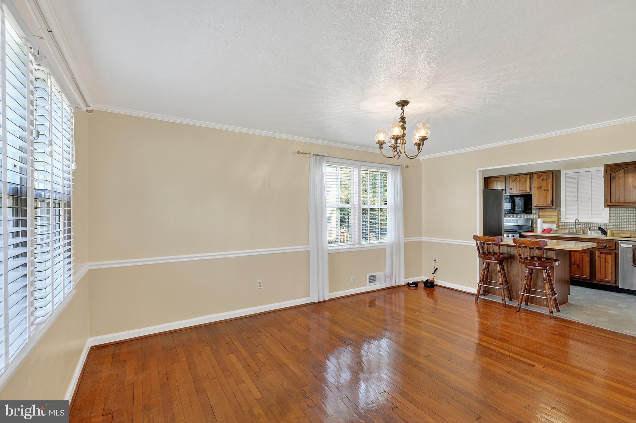 6939 WESTMORELAND ROAD