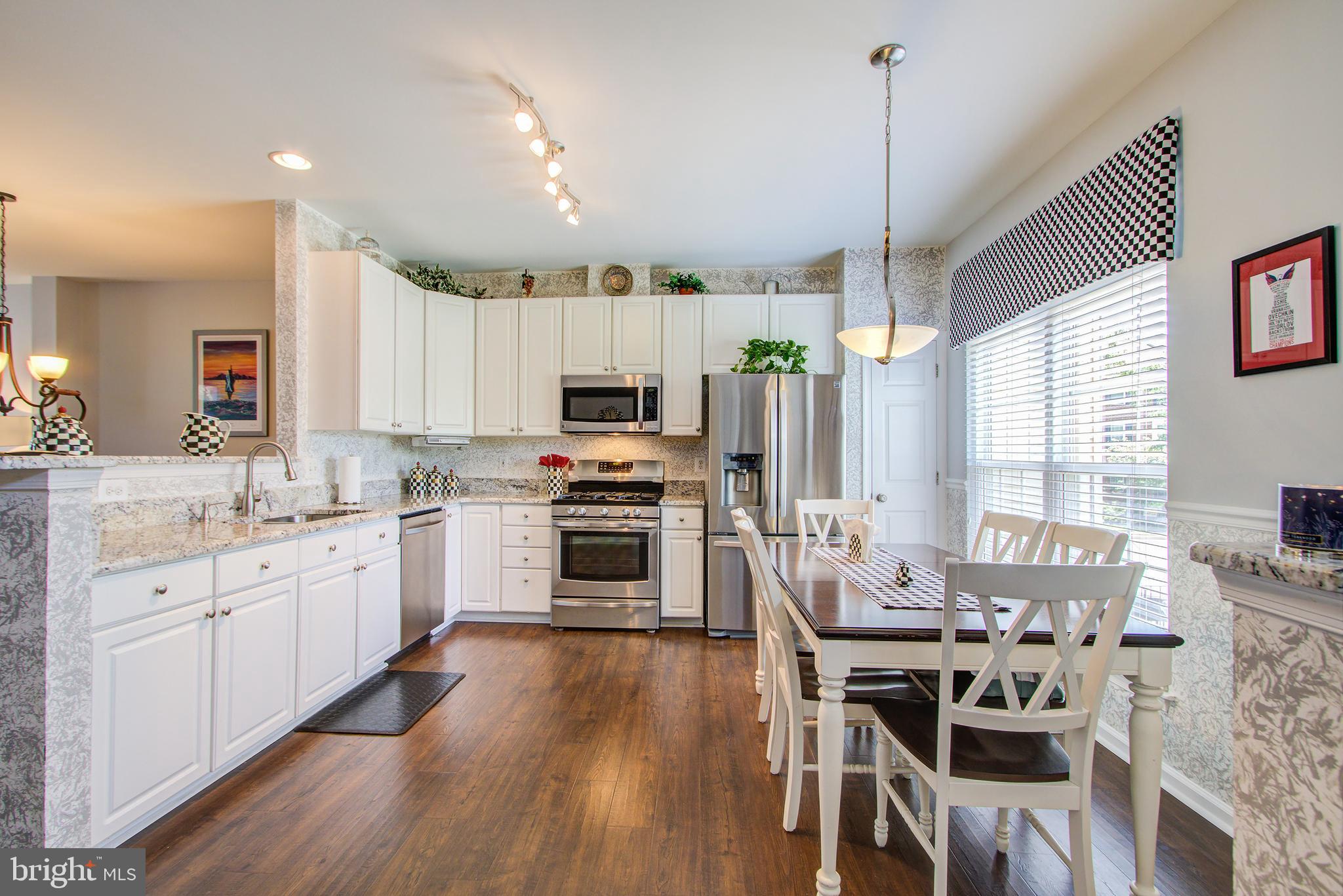 GREAT FALLS CHASE - Residential