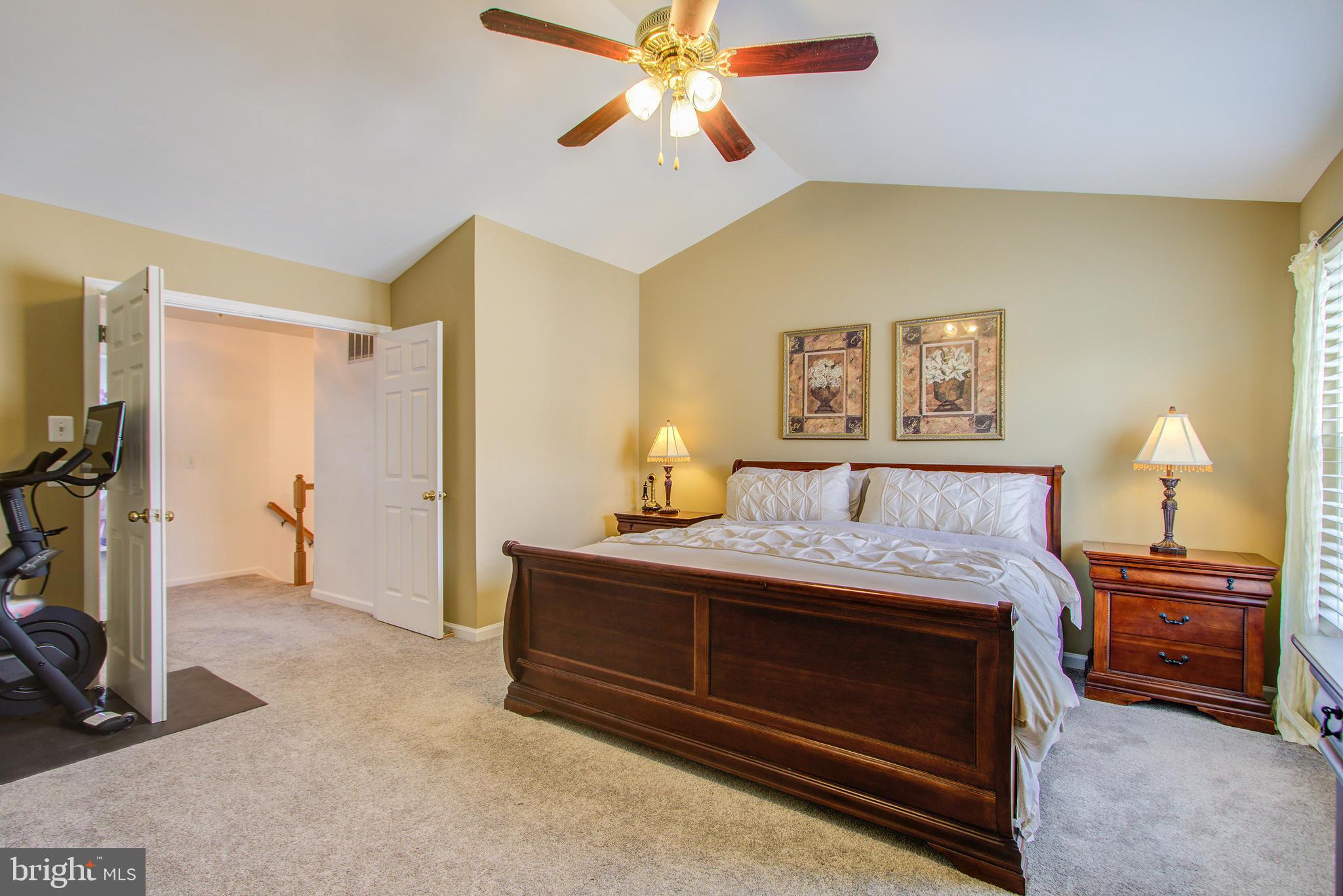 GREAT FALLS CHASE - Residential