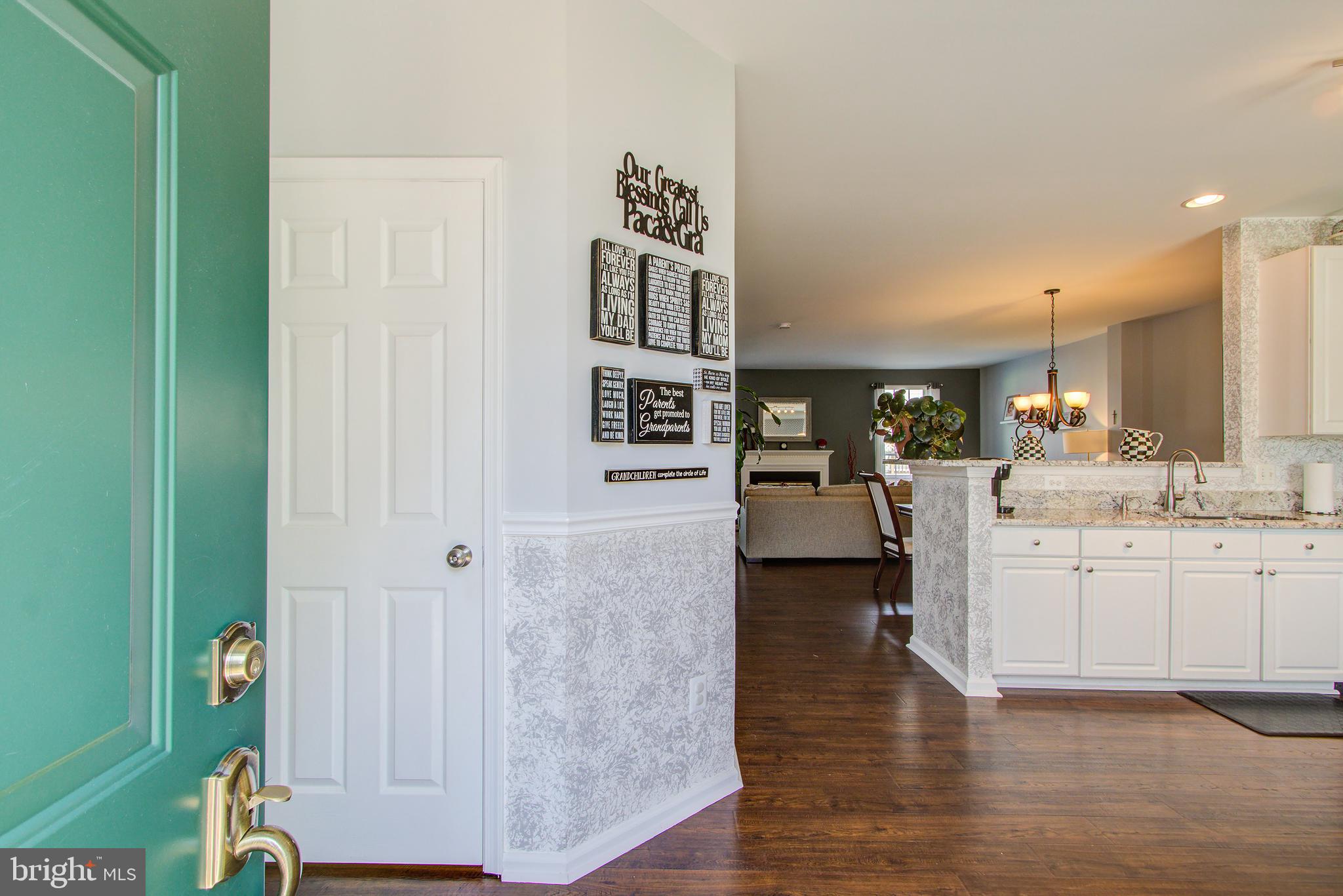 GREAT FALLS CHASE - Residential