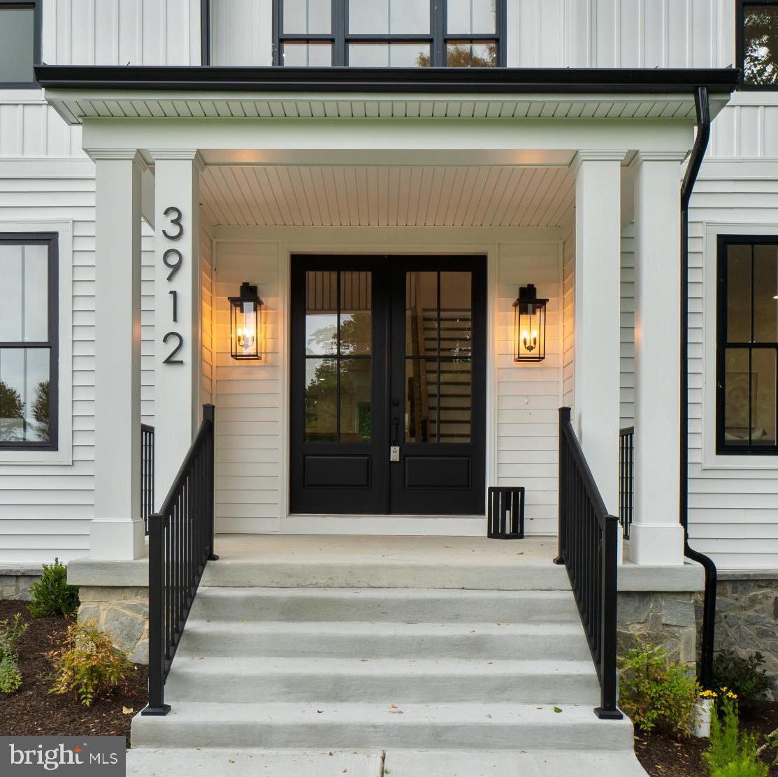 EDGEWATER - Residential