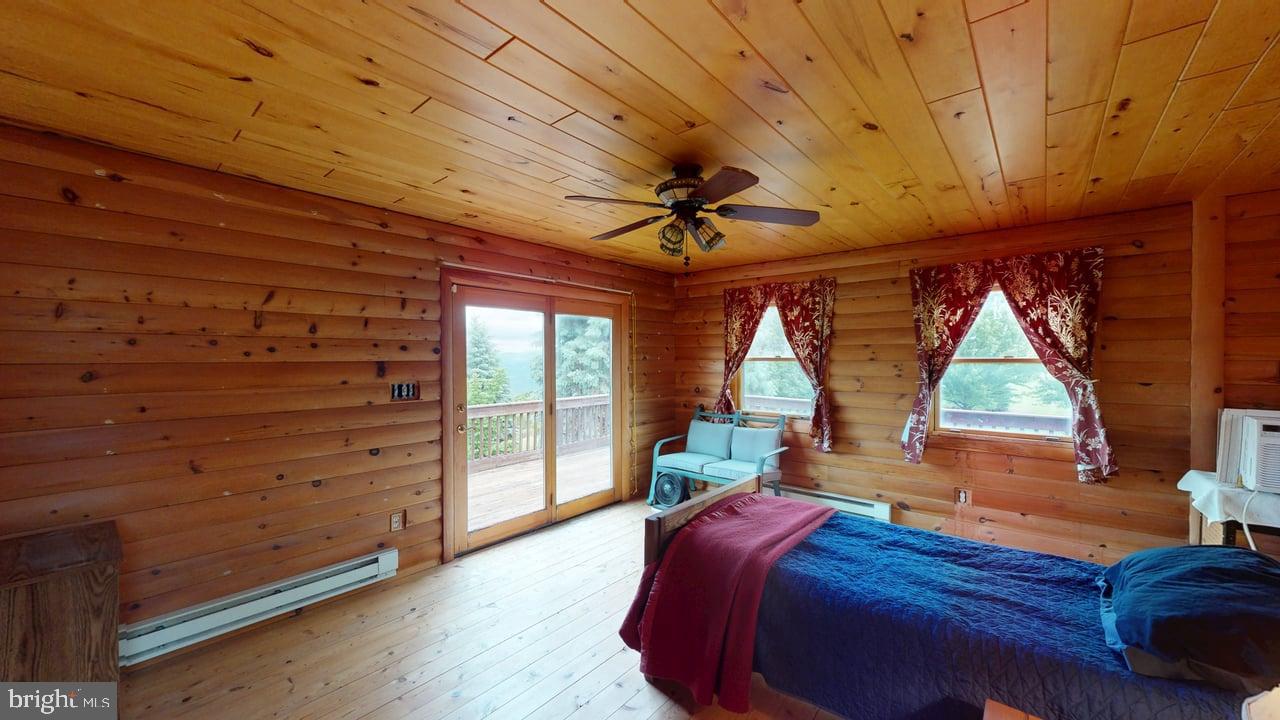 HIGH MOUNTAIN ORCHARDS - Residential