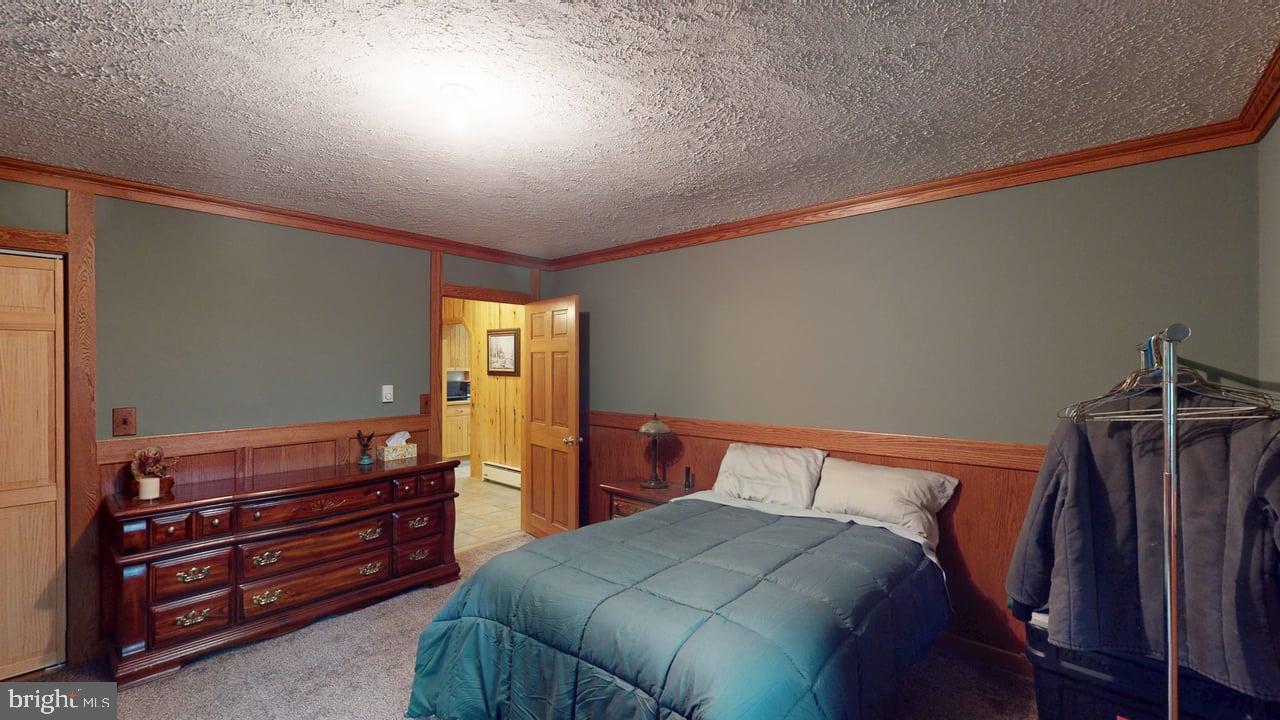 HIGH MOUNTAIN ORCHARDS - Residential