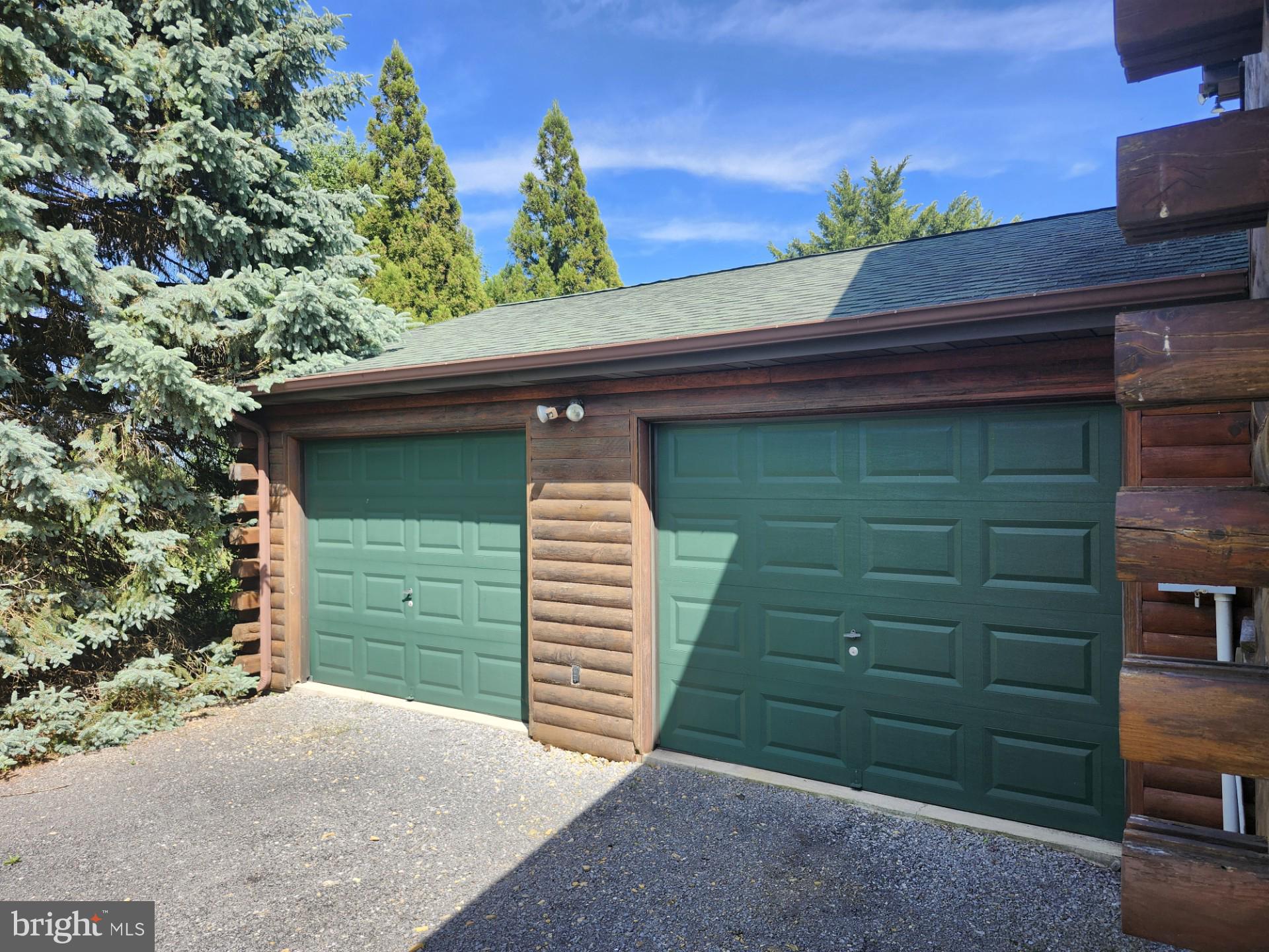 HIGH MOUNTAIN ORCHARDS - Residential