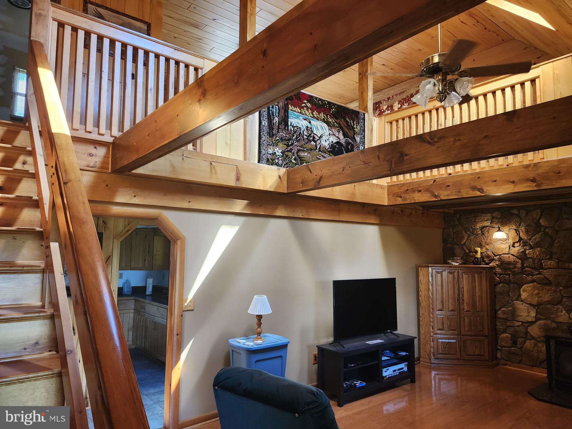 HIGH MOUNTAIN ORCHARDS - Residential