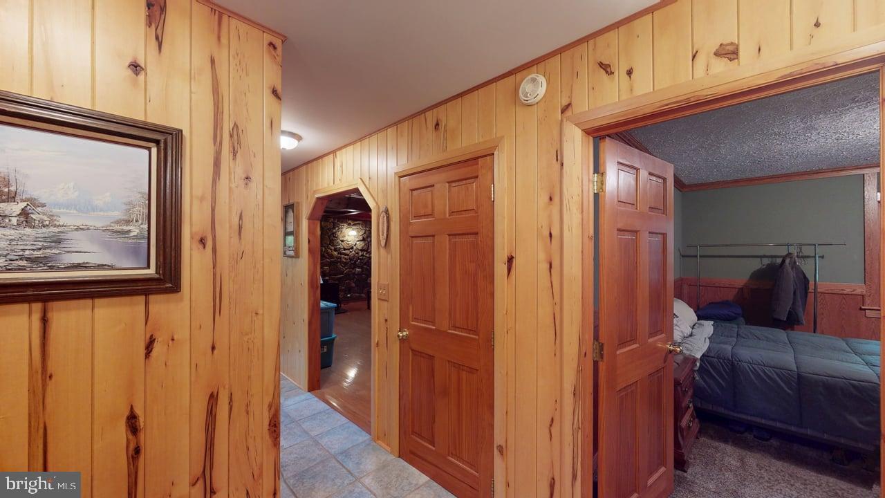 HIGH MOUNTAIN ORCHARDS - Residential
