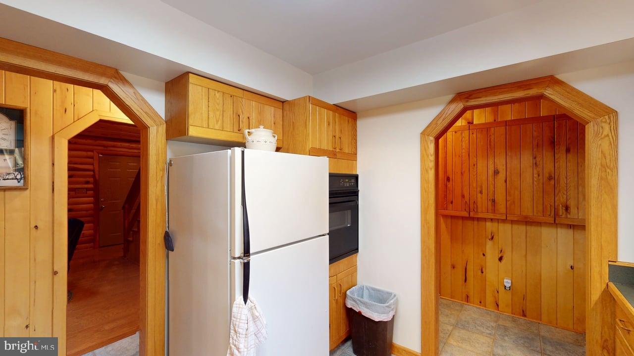 HIGH MOUNTAIN ORCHARDS - Residential