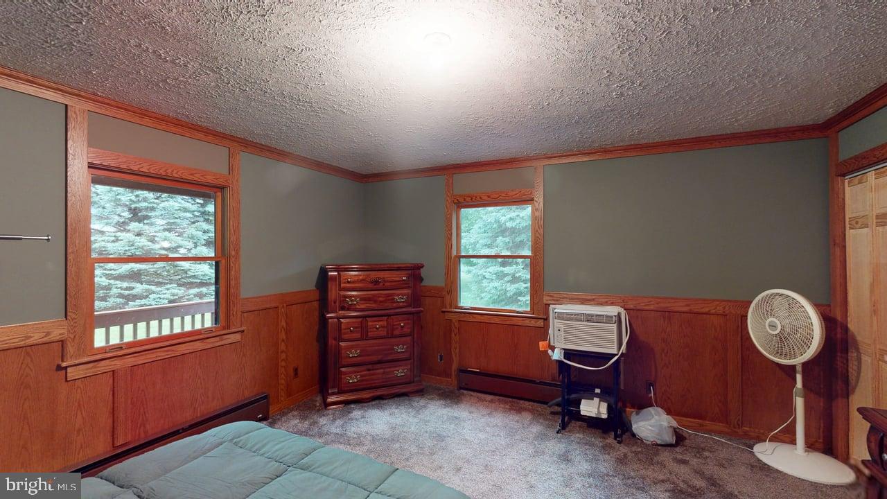 HIGH MOUNTAIN ORCHARDS - Residential