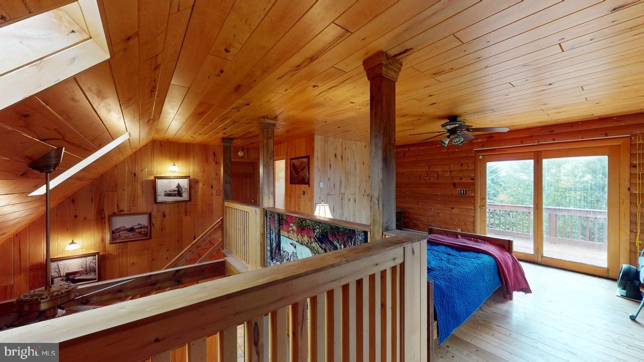 HIGH MOUNTAIN ORCHARDS - Residential