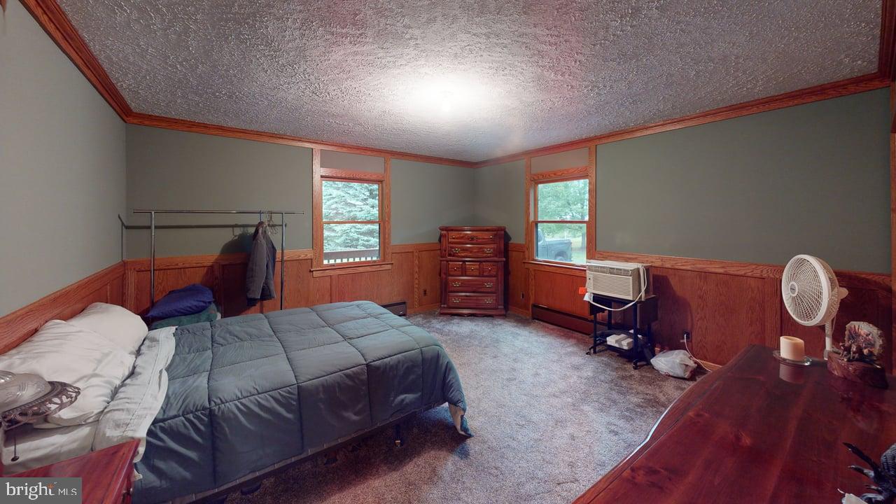 HIGH MOUNTAIN ORCHARDS - Residential