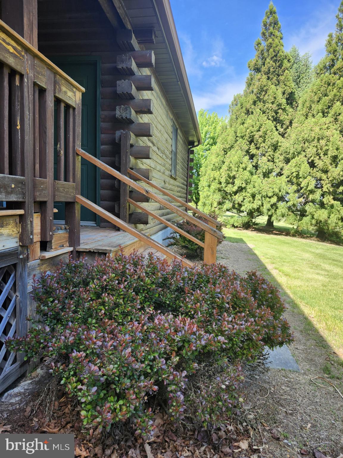 HIGH MOUNTAIN ORCHARDS - Residential