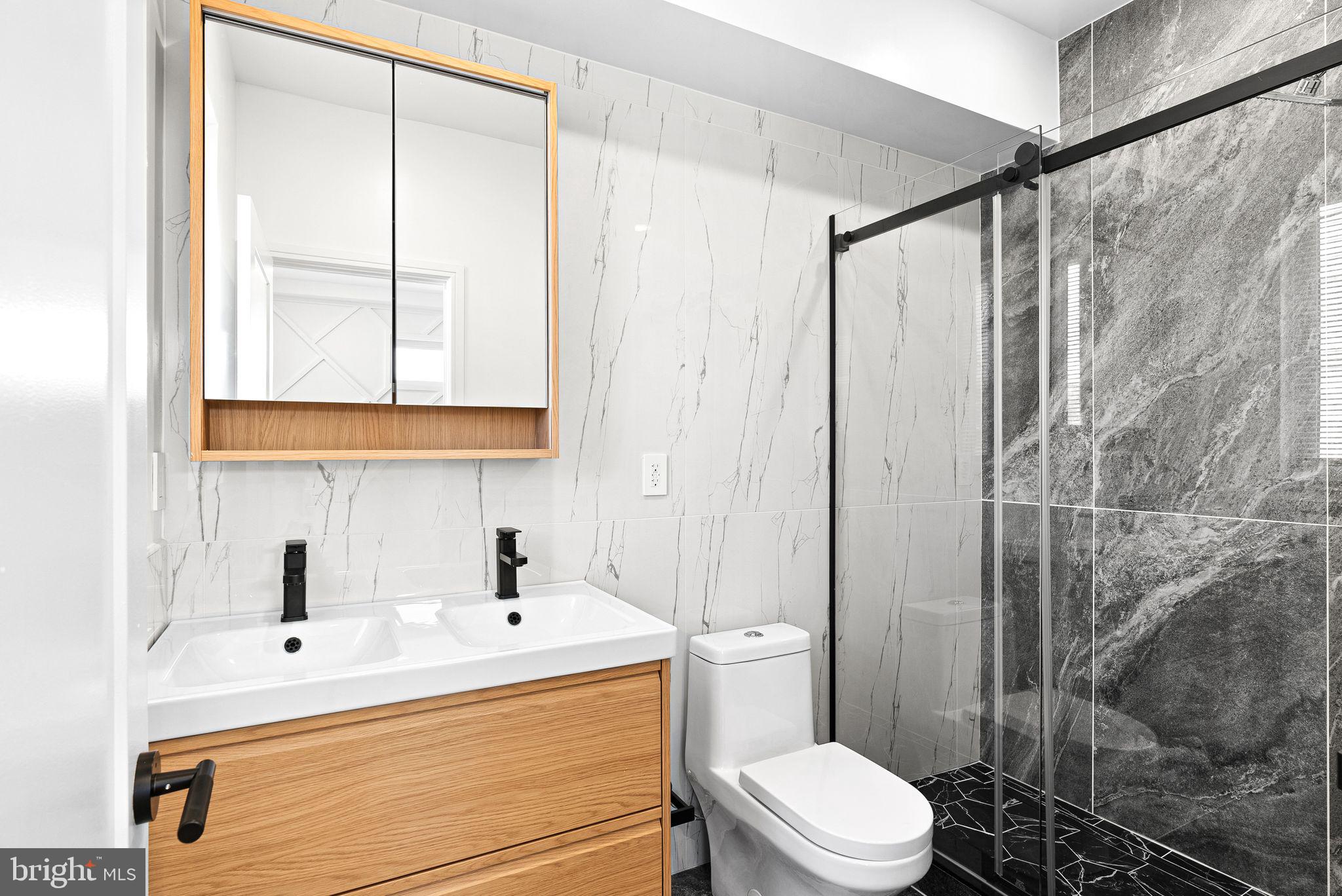 FISHTOWN - Residential Lease