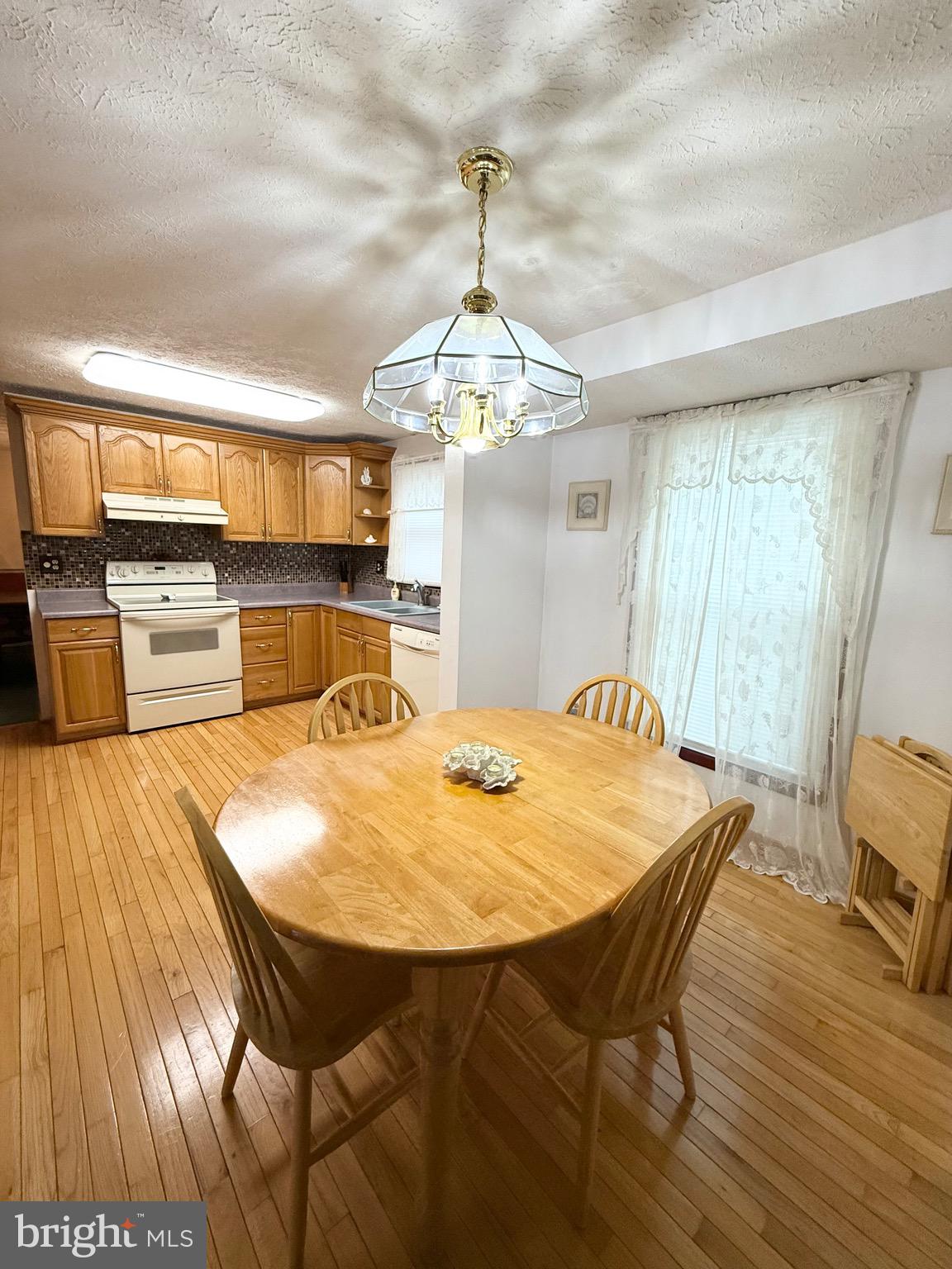 GOLDENTREE - Residential