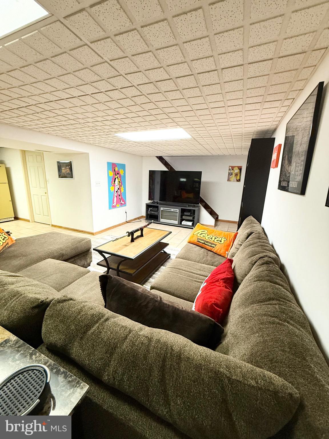 GOLDENTREE - Residential