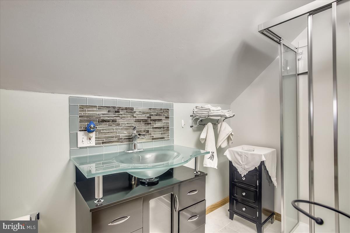 HAMILTON HEIGHTS - Residential