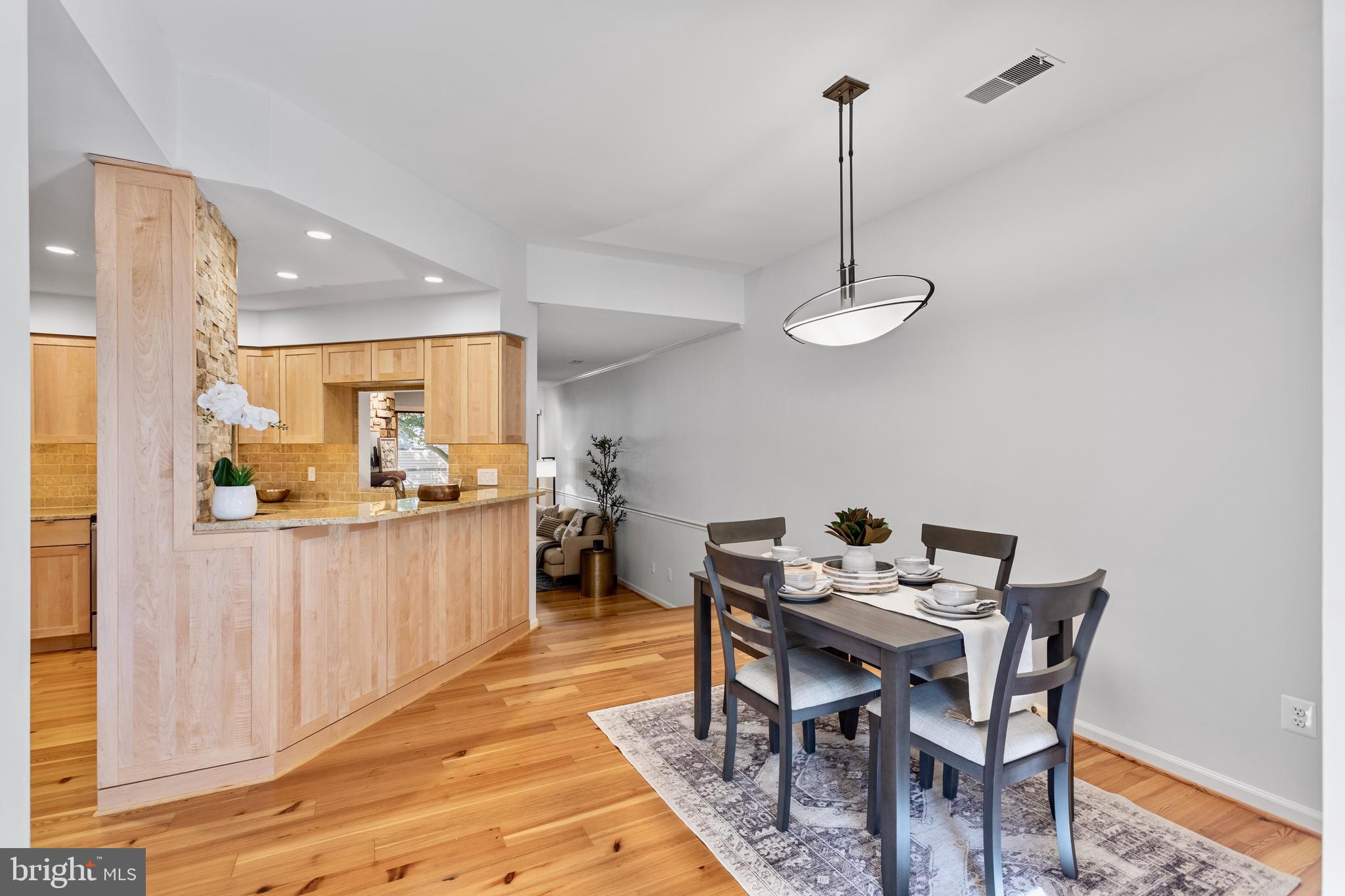 HARBOR POINT - Residential