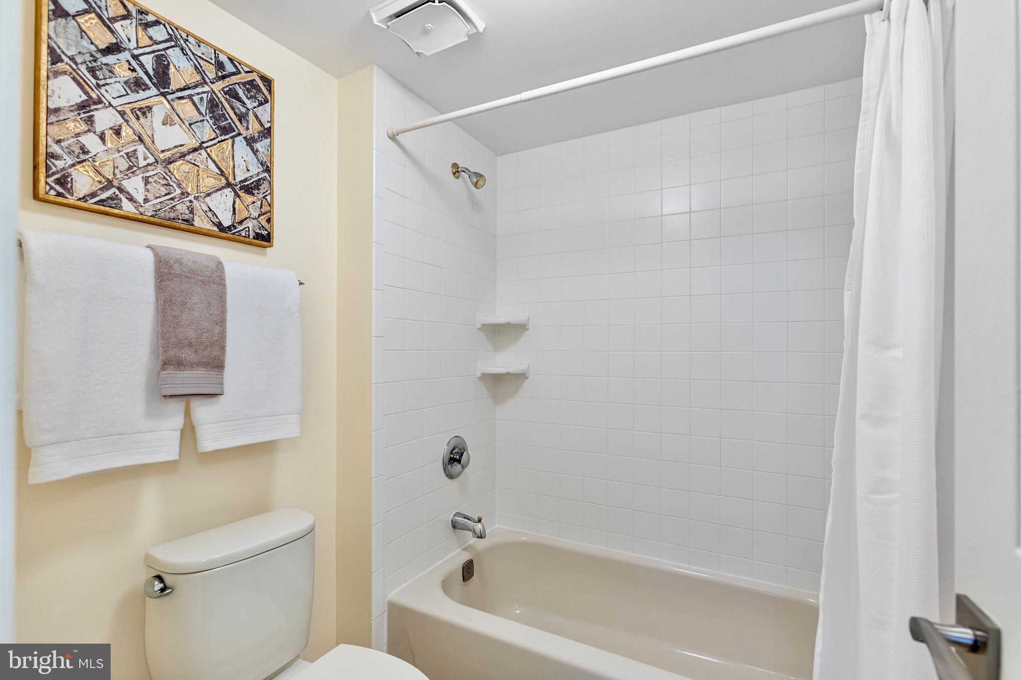 HARBOR POINT - Residential