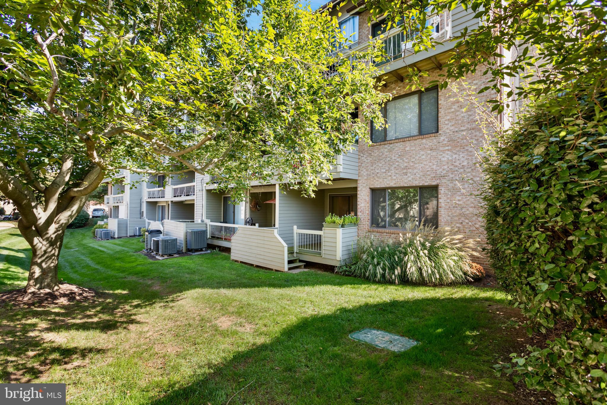 HARBOR POINT - Residential