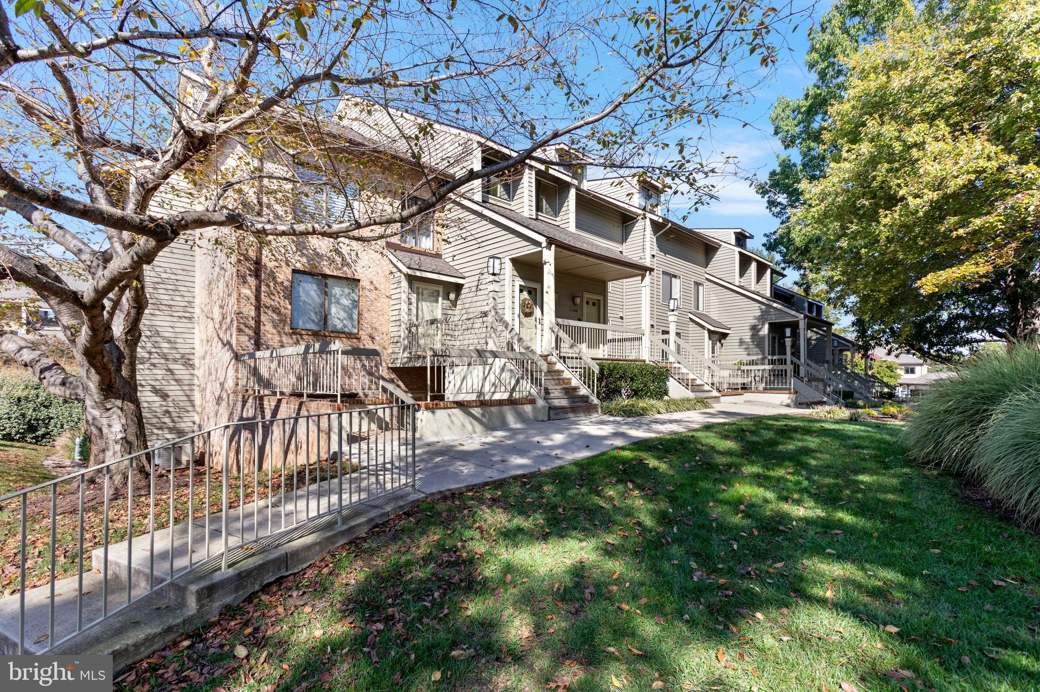 HARBOR POINT - Residential