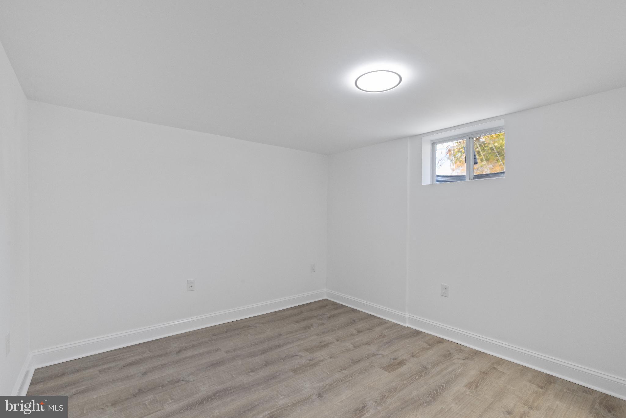 RANDALLSTOWN - Residential