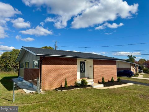 Photo of 8908 Meadow Heights Road, RANDALLSTOWN, MD 21133 (MLS # MDBC2144388) Photo of 8908 Meadow Heights Road, RANDALLSTOWN, MD 21133 (MLS # MDBC2144388)