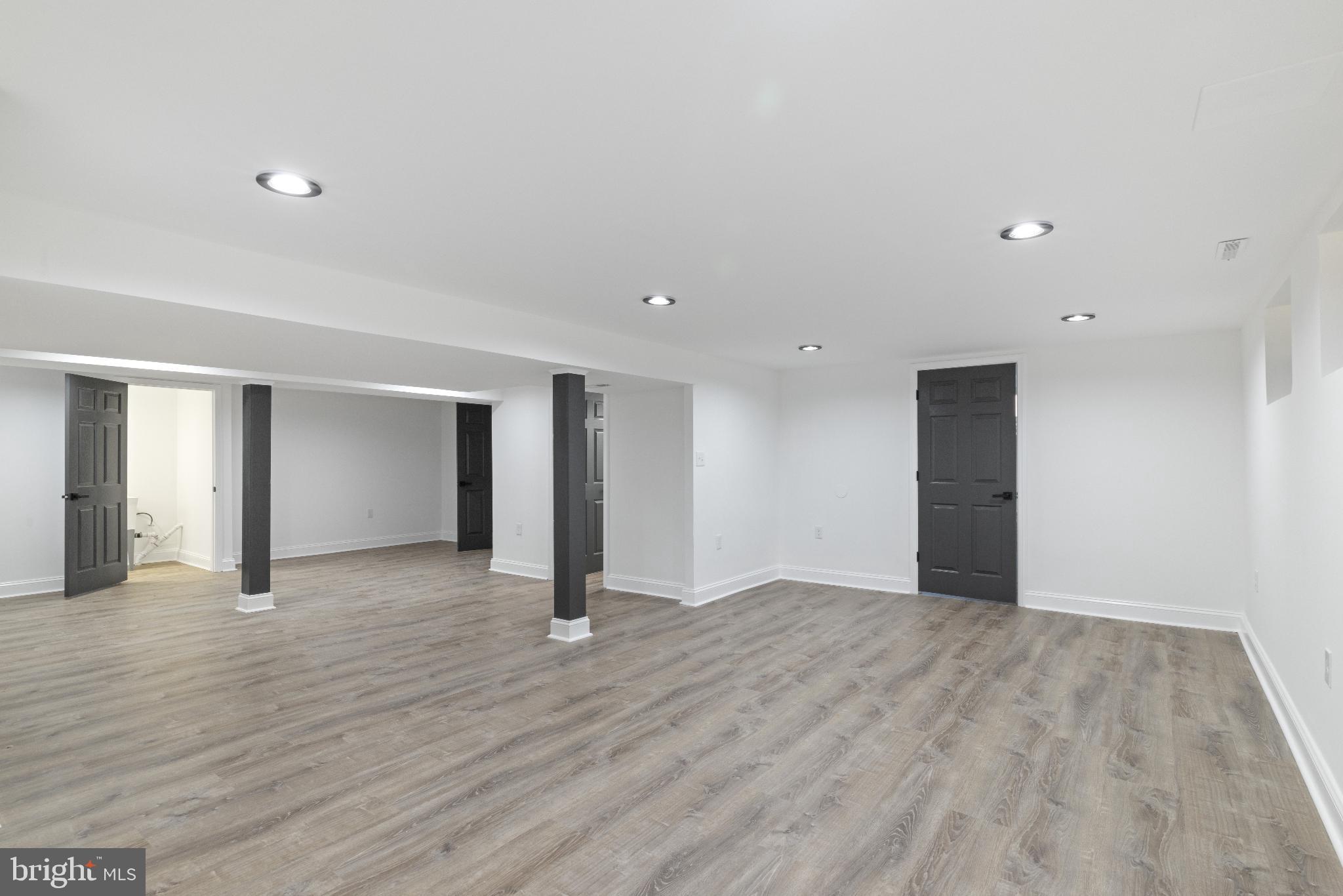 RANDALLSTOWN - Residential