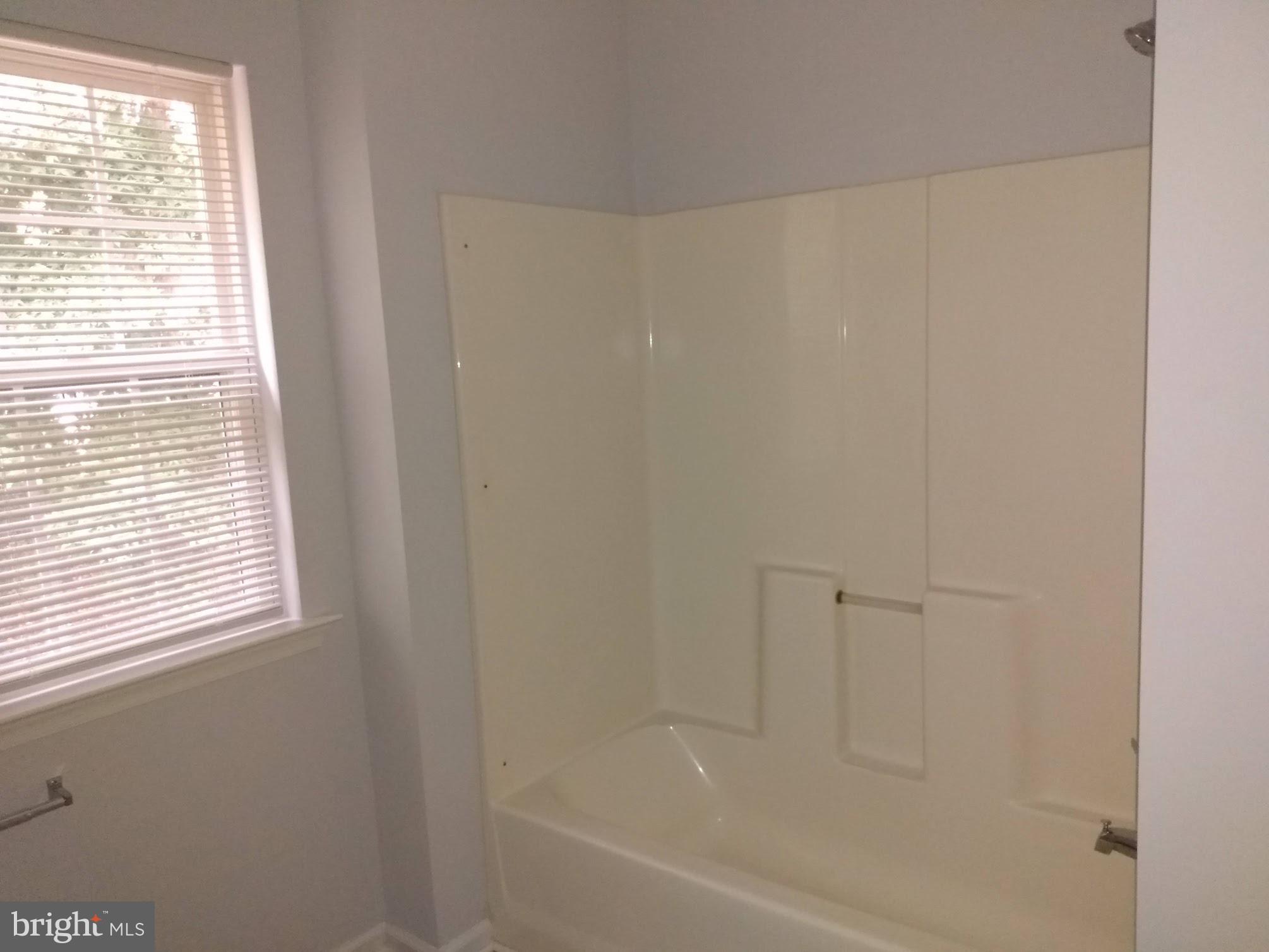 WASHINGTON WOODS - Residential