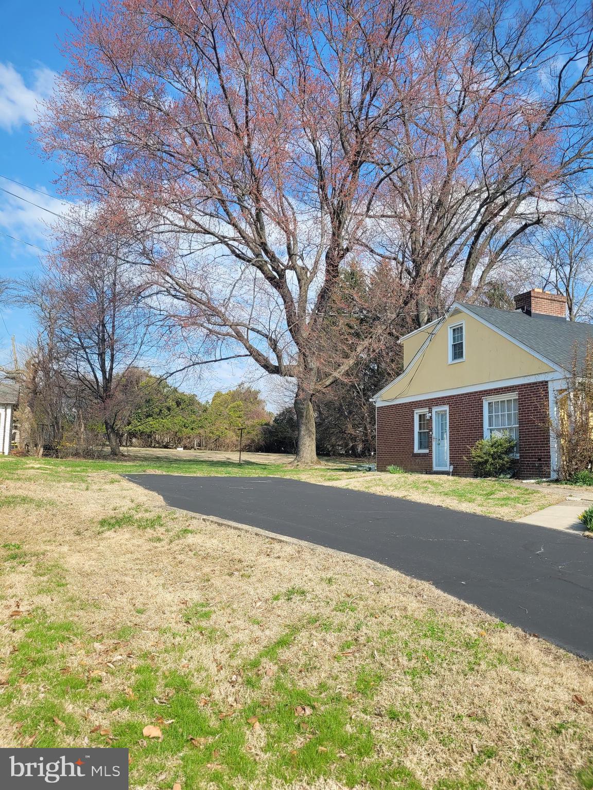 1414 HALLOWELL STREET