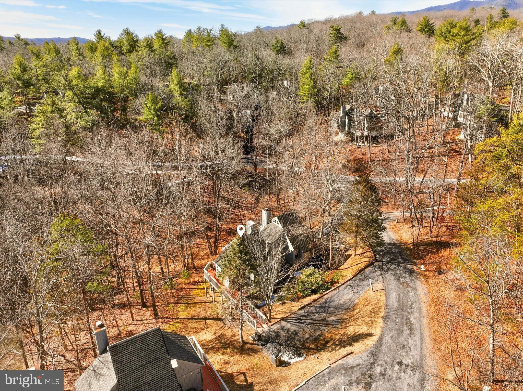 LAKEVIEW PEDESTAL HOMES - Residential