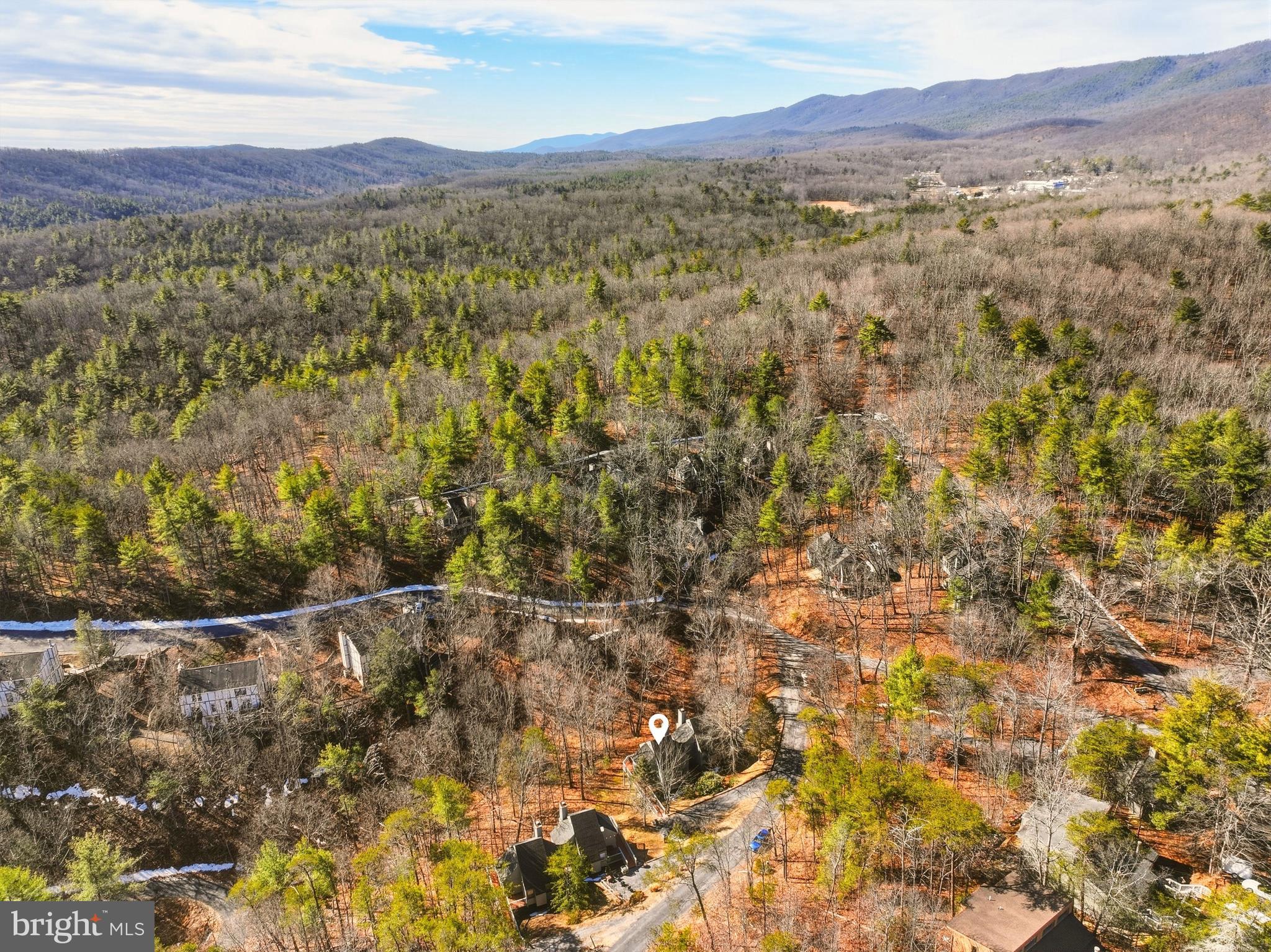 LAKEVIEW PEDESTAL HOMES - Residential