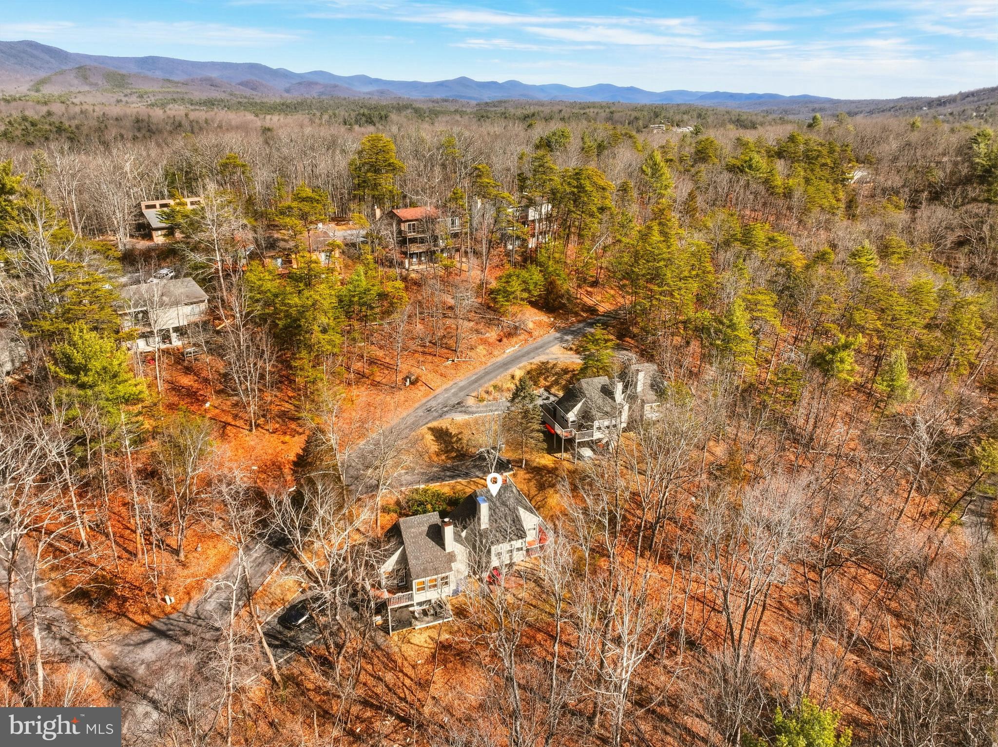 LAKEVIEW PEDESTAL HOMES - Residential