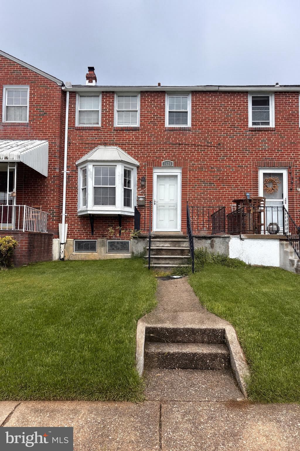 Welcome to 1628 Thetford Rd, located in the desirable Knettishall community of Towson, MD. This charming brick townhome offers a perfect blend of comfort and convenience, with modern updates and classic character throughout.
Step inside to a bright and inviting living room with LVP floors that flow into the spacious dining area—ideal for entertaining or enjoying family meals. The updated kitchen features stainless steel appliances, ample cabinet space, and direct access to the backyard, perfect for grilling or relaxing outdoors.
Upstairs, you’ll find three well-sized bedrooms with plenty of natural light and a full bathroom. The finished basement offers additional living space that can be used as a family room, office, or guest area, plus a second half bathroom for added convenience.
Outside, enjoy a private backyard and patio area, along with a front yard that adds great curb appeal.
Located just minutes from Towson University, shopping, dining, and commuter routes, this home provides easy access to everything Towson has to offer while being tucked into a quiet, residential neighborhood.