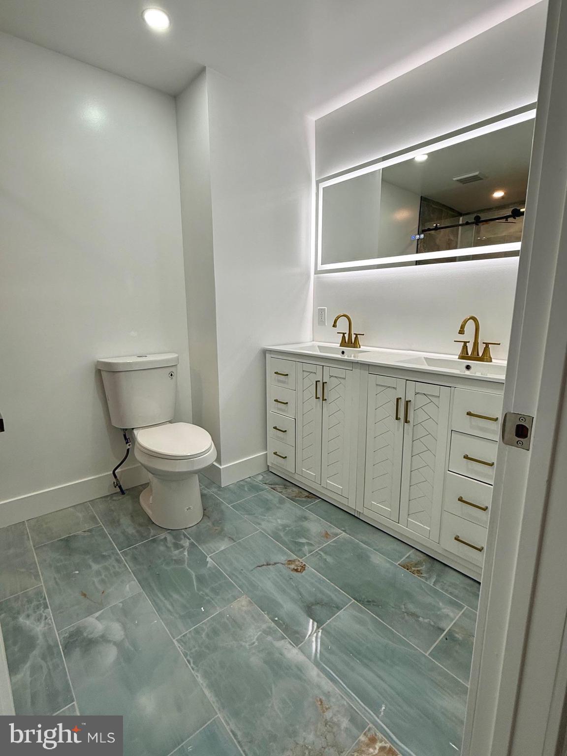 BRISTOL - Residential