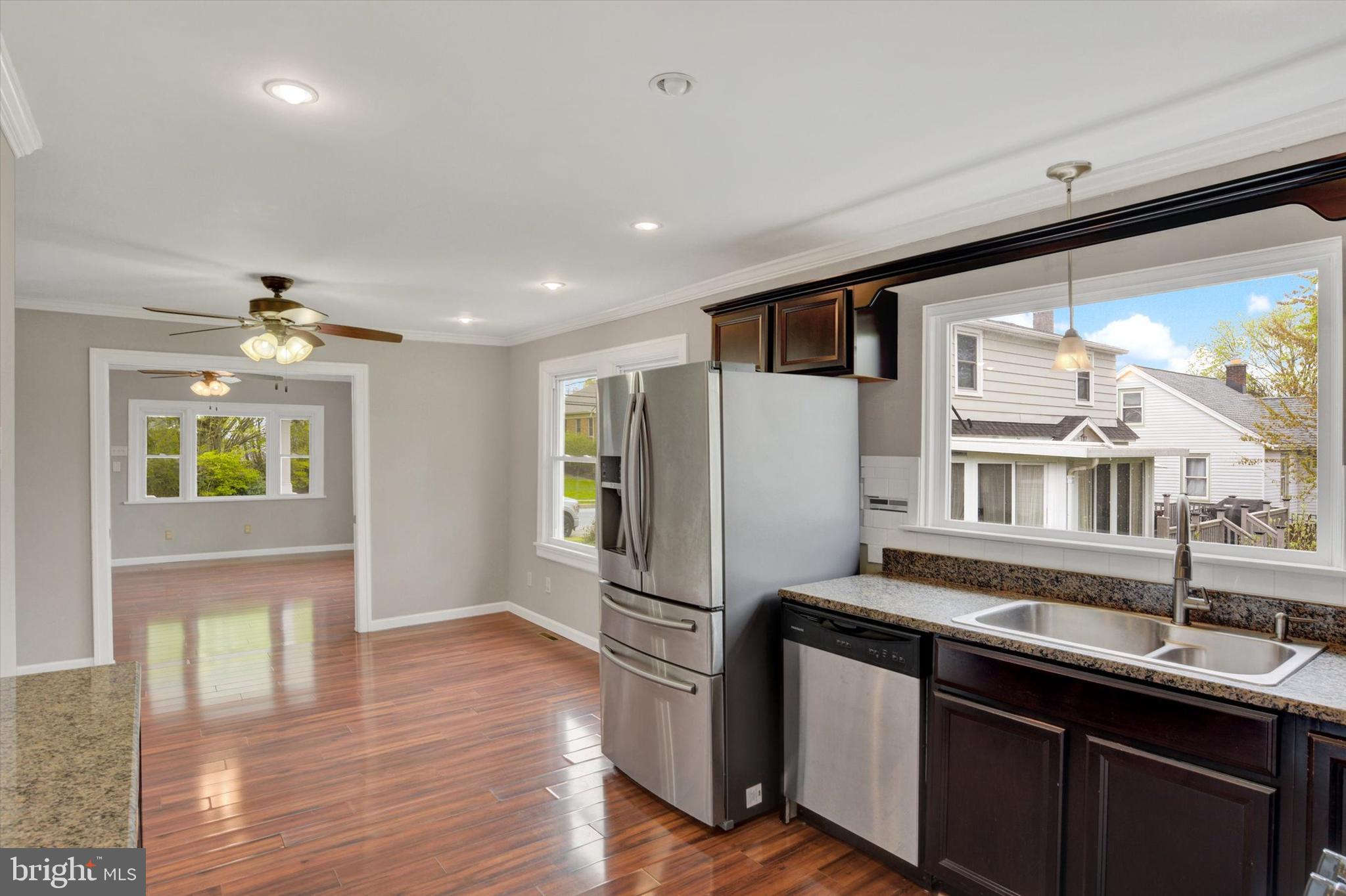 PALMDALE - Residential