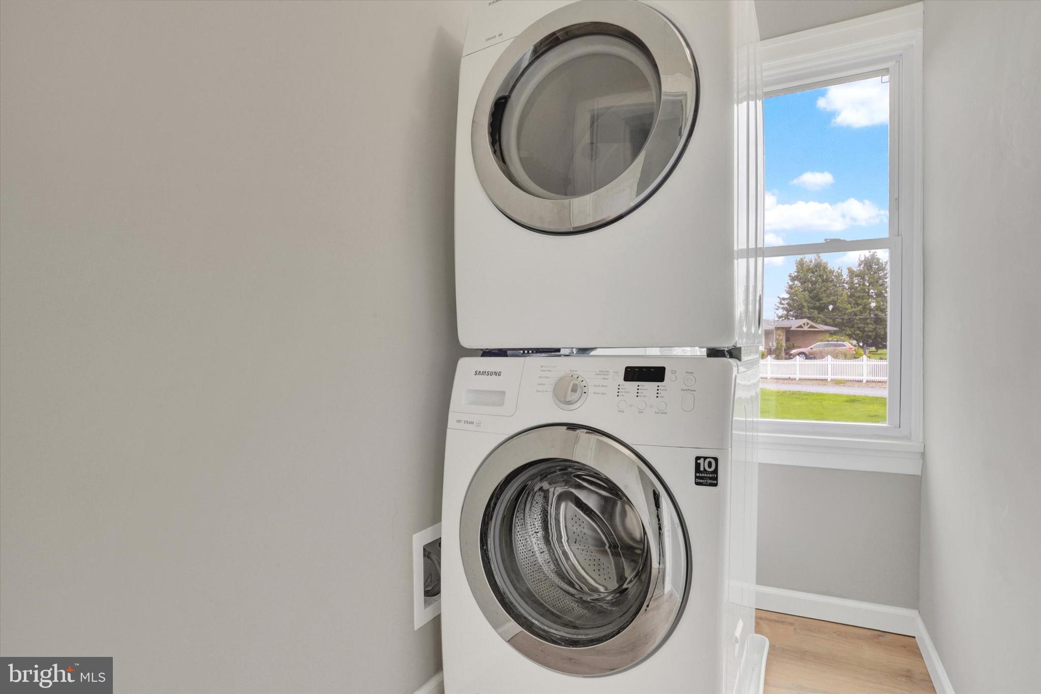 PALMDALE - Residential