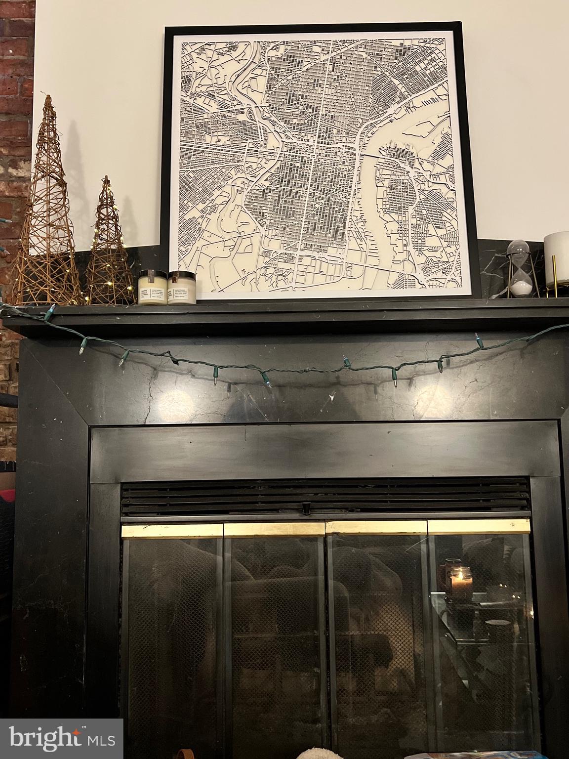 QUEEN VILLAGE - Residential Income