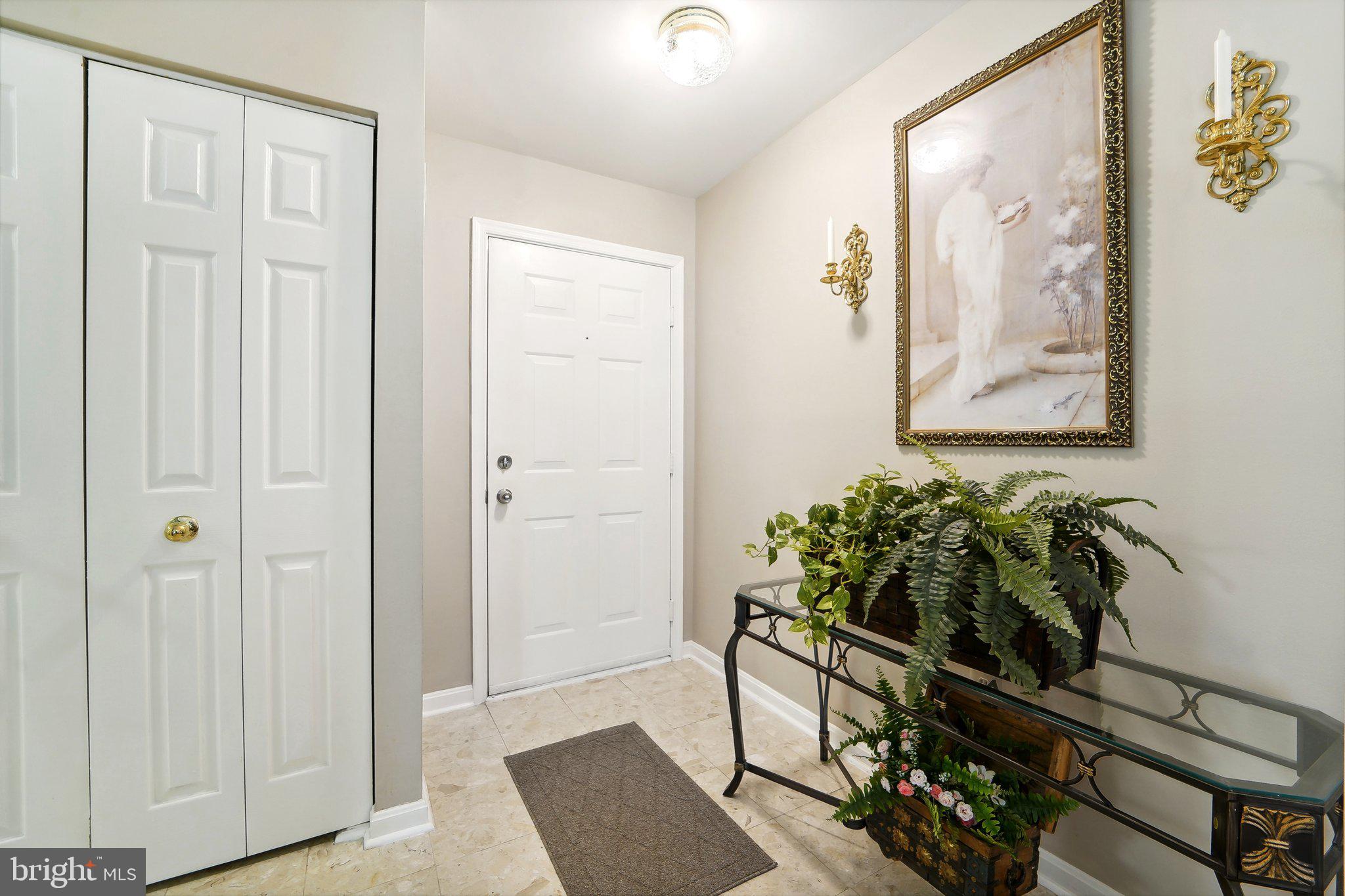 OAK LEAF VILLAS - Residential