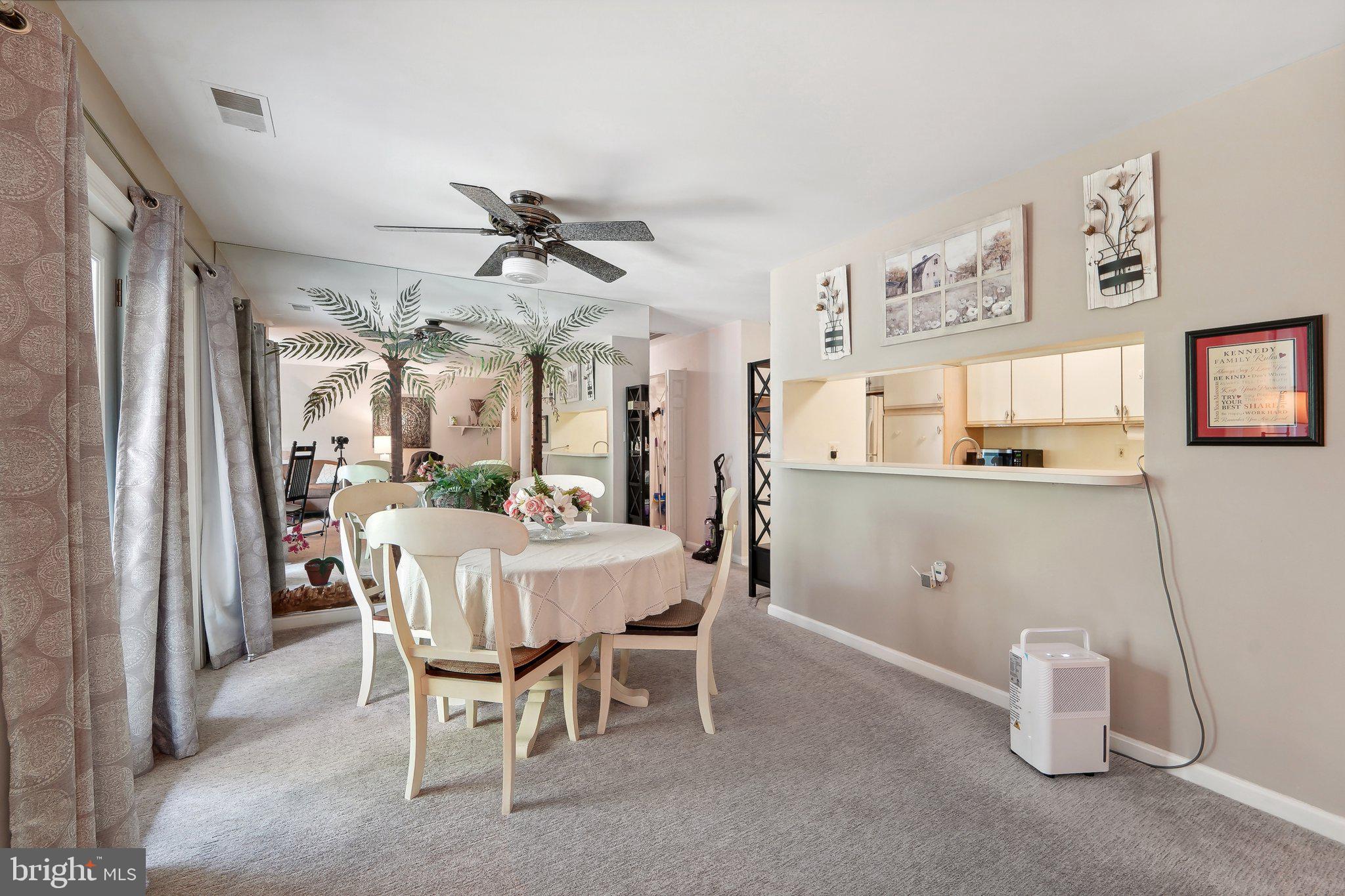 OAK LEAF VILLAS - Residential