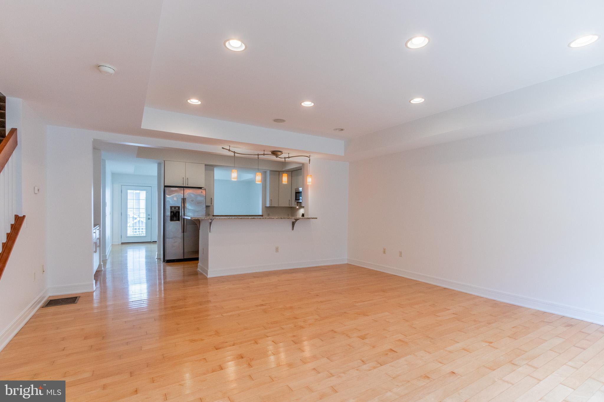 THE PRESCOT - Residential