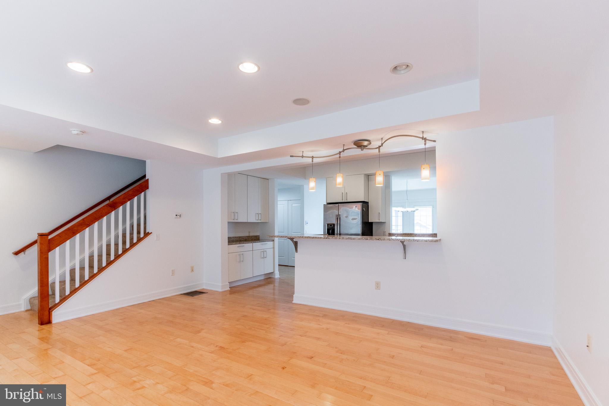 THE PRESCOT - Residential