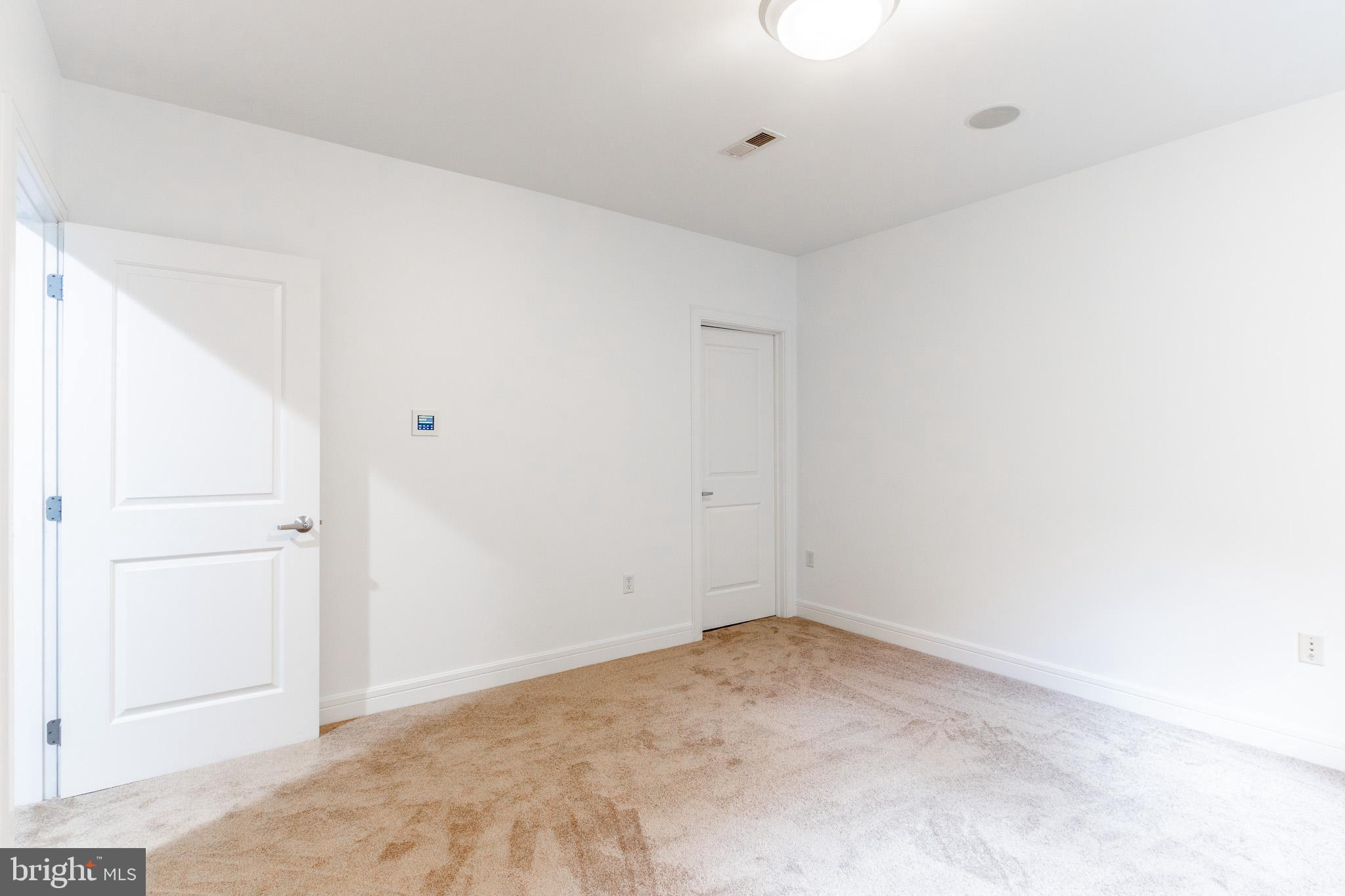 THE PRESCOT - Residential