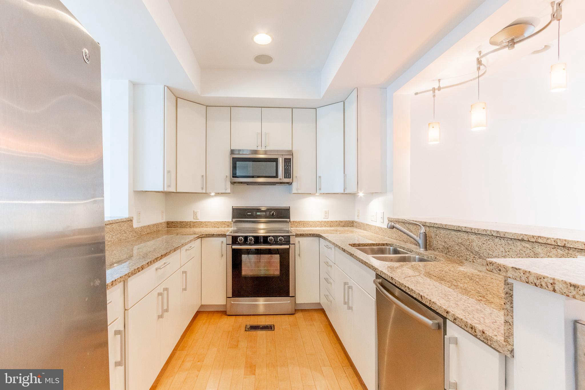 THE PRESCOT - Residential