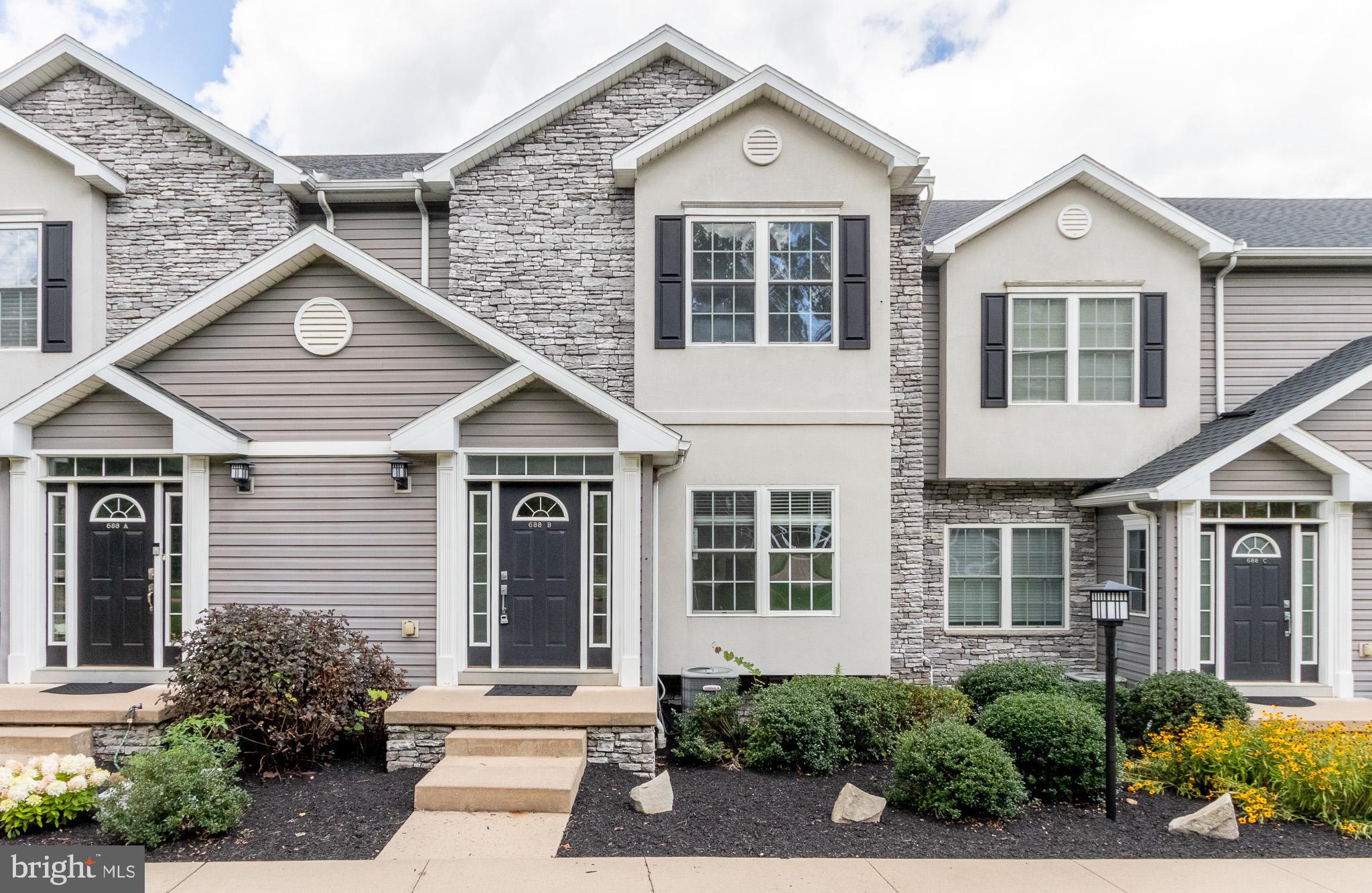 THE PRESCOT - Residential