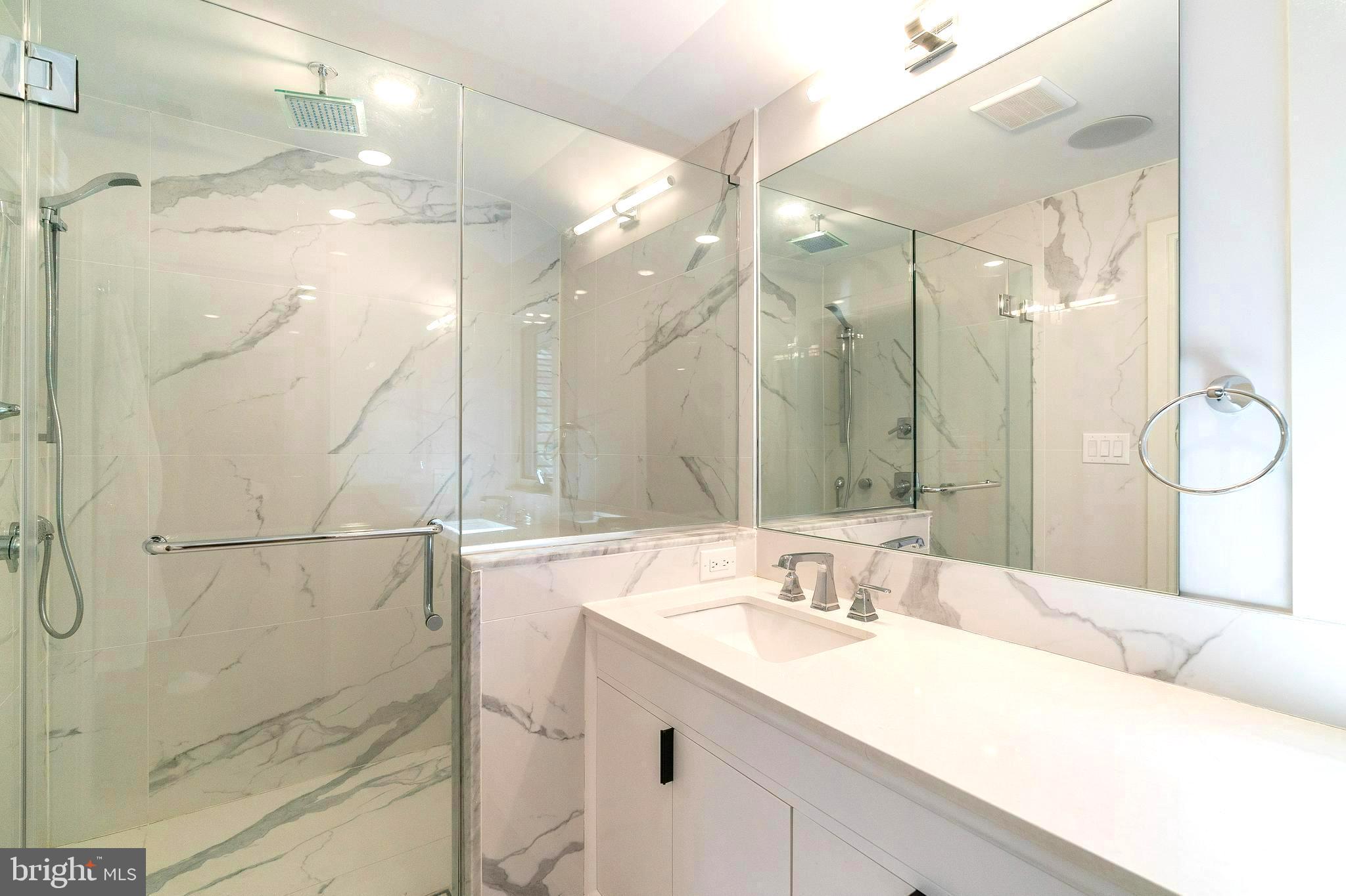 ANDORRA WOODS - Residential