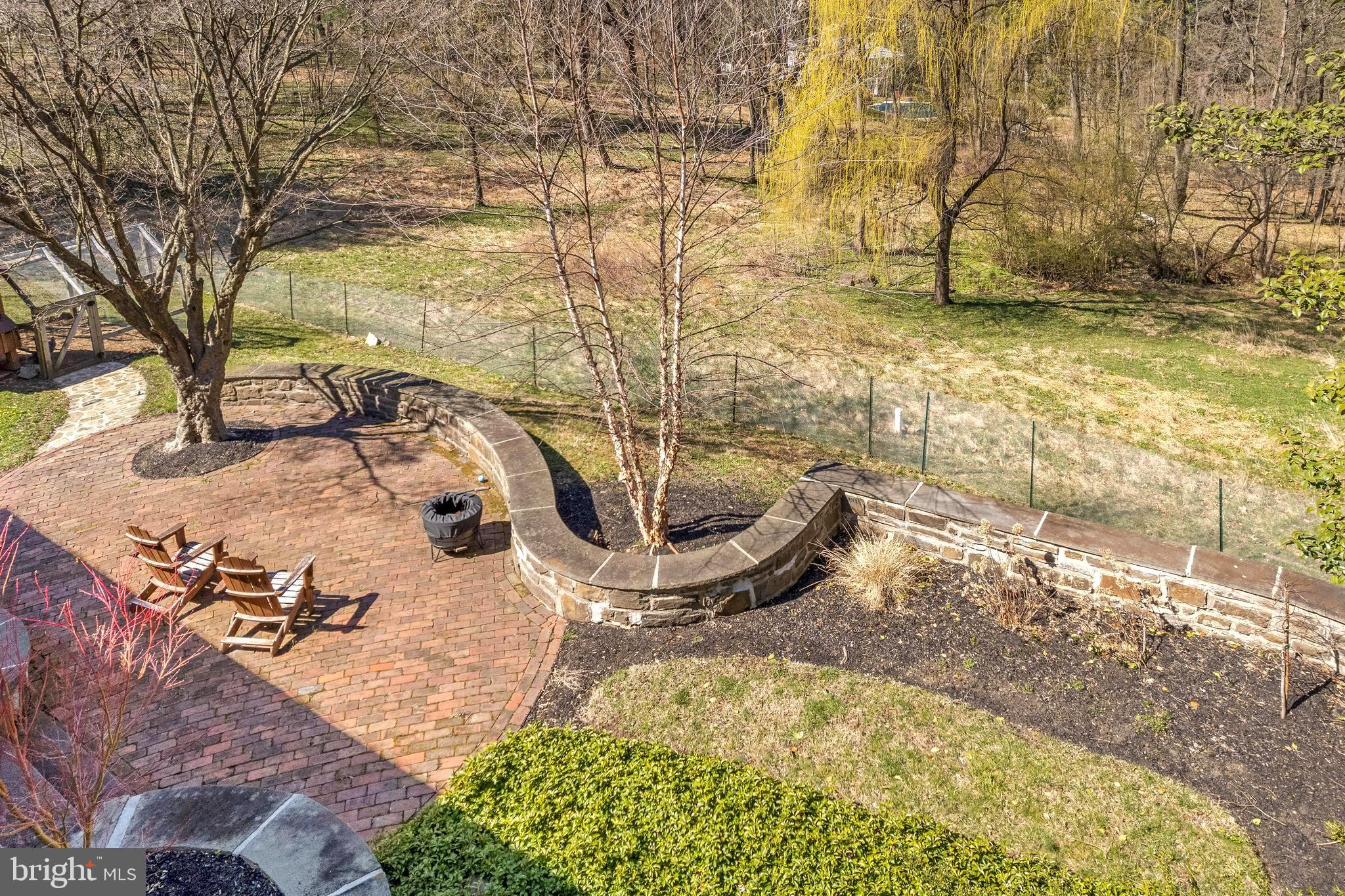 ANDORRA WOODS - Residential