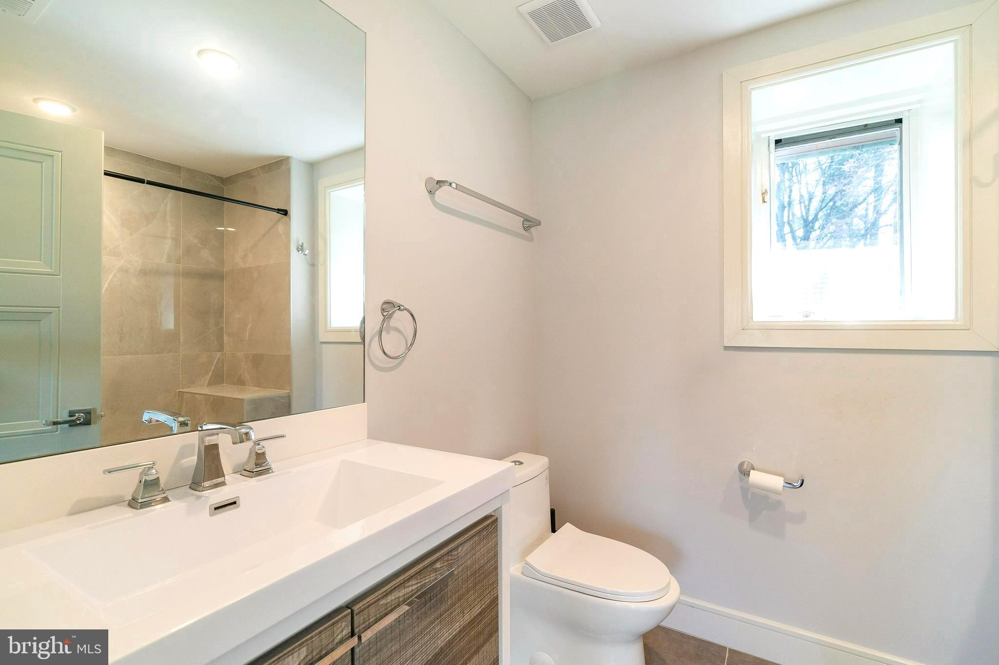 ANDORRA WOODS - Residential