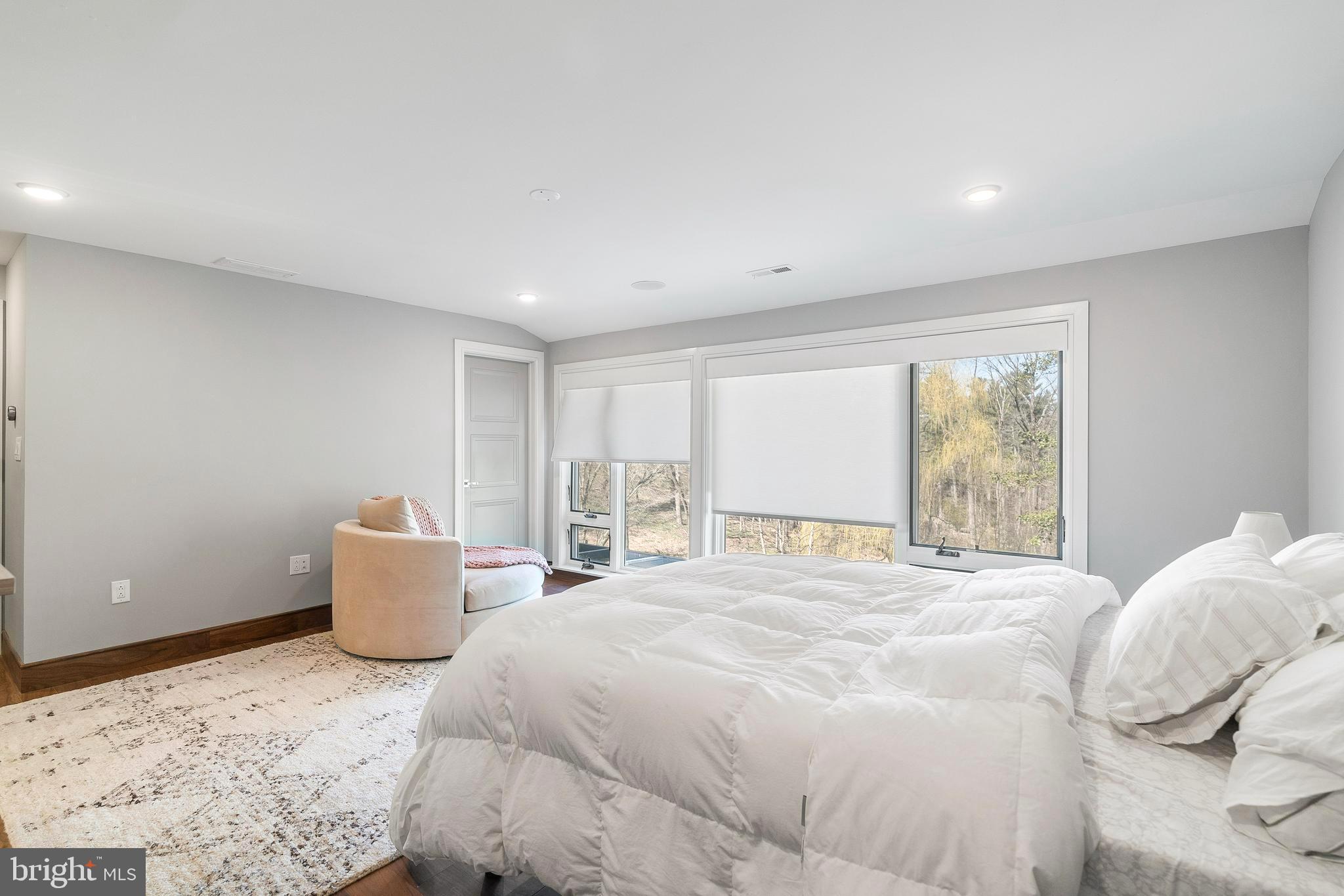 ANDORRA WOODS - Residential