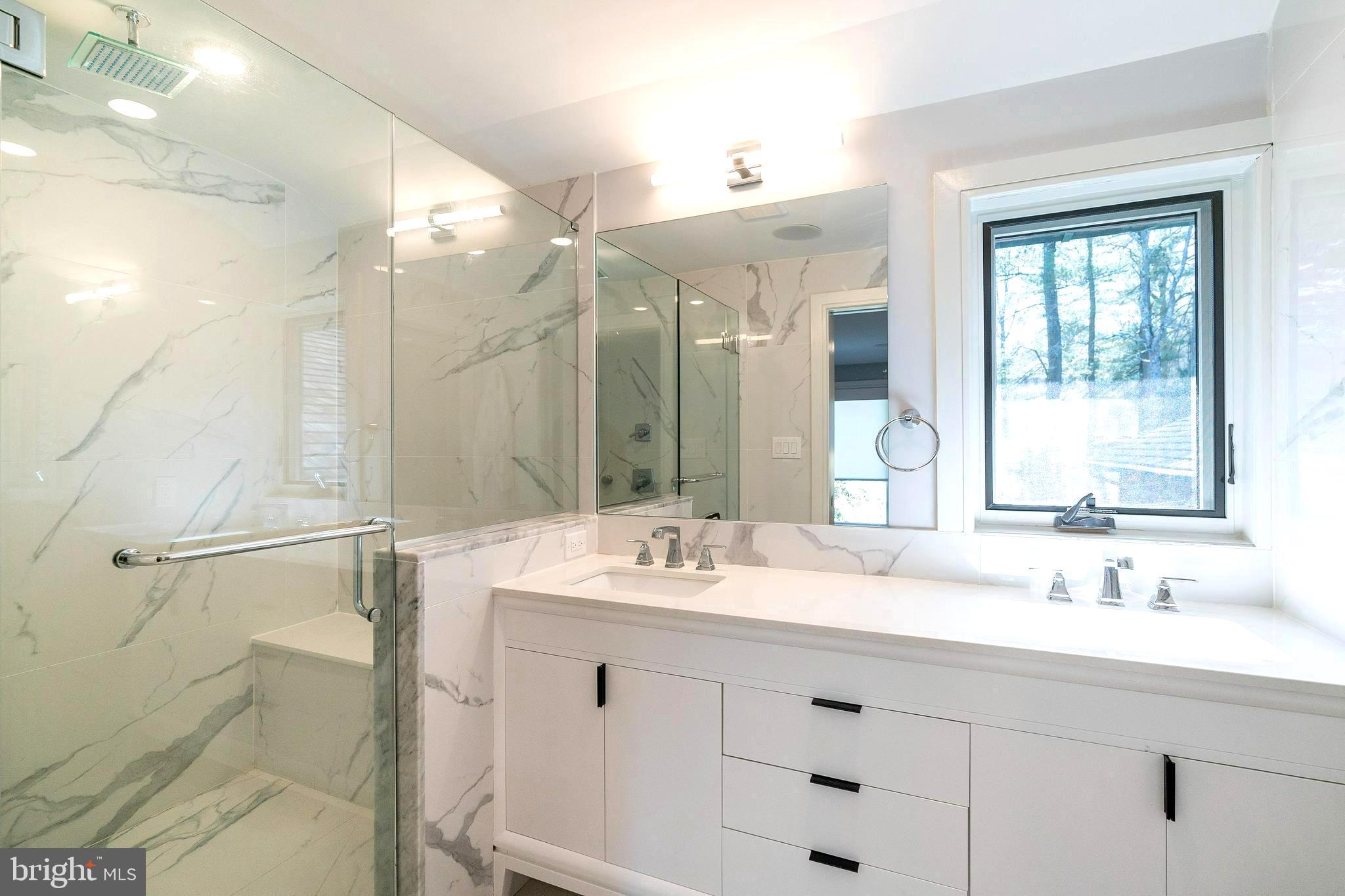 ANDORRA WOODS - Residential