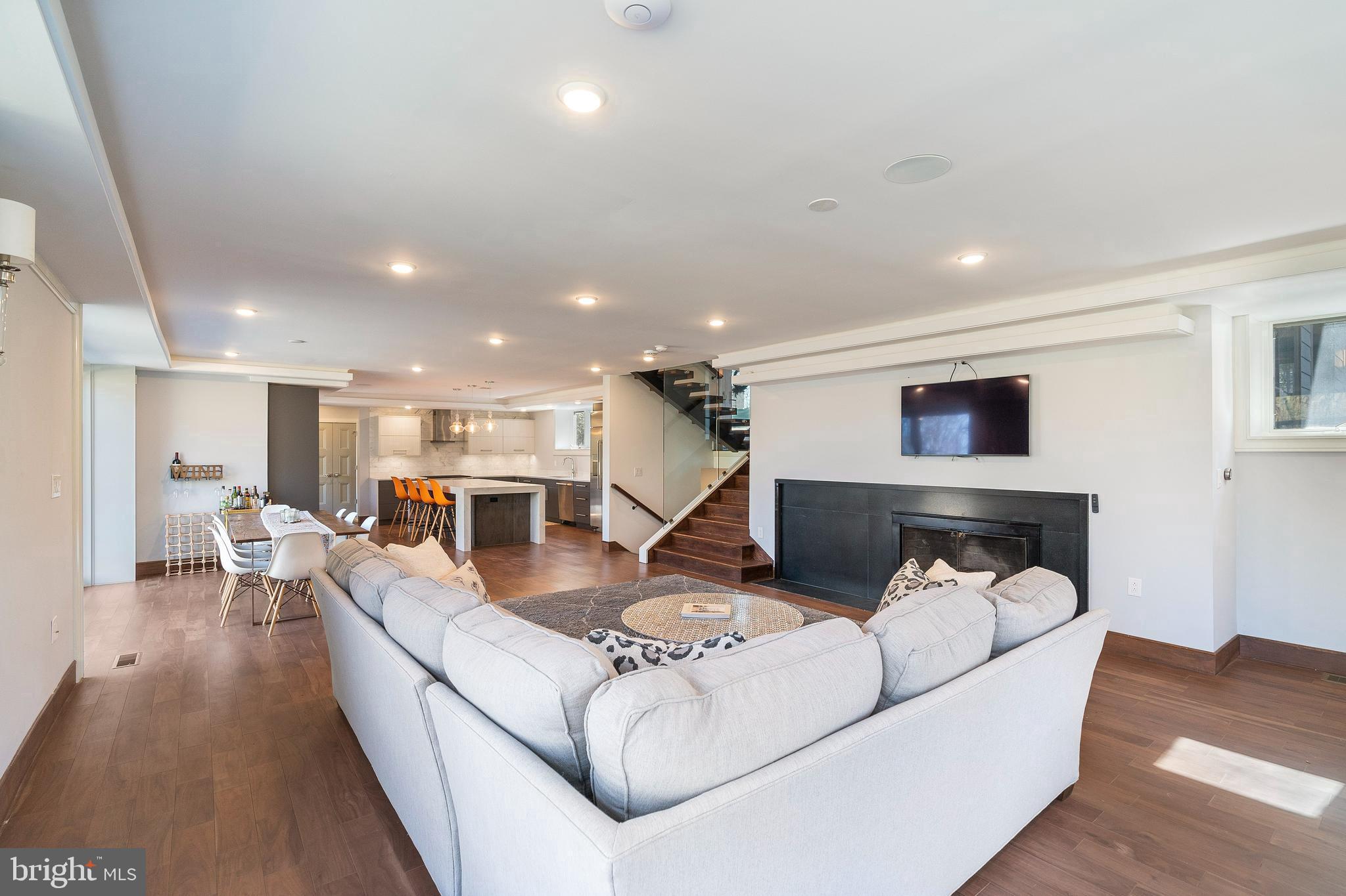 ANDORRA WOODS - Residential